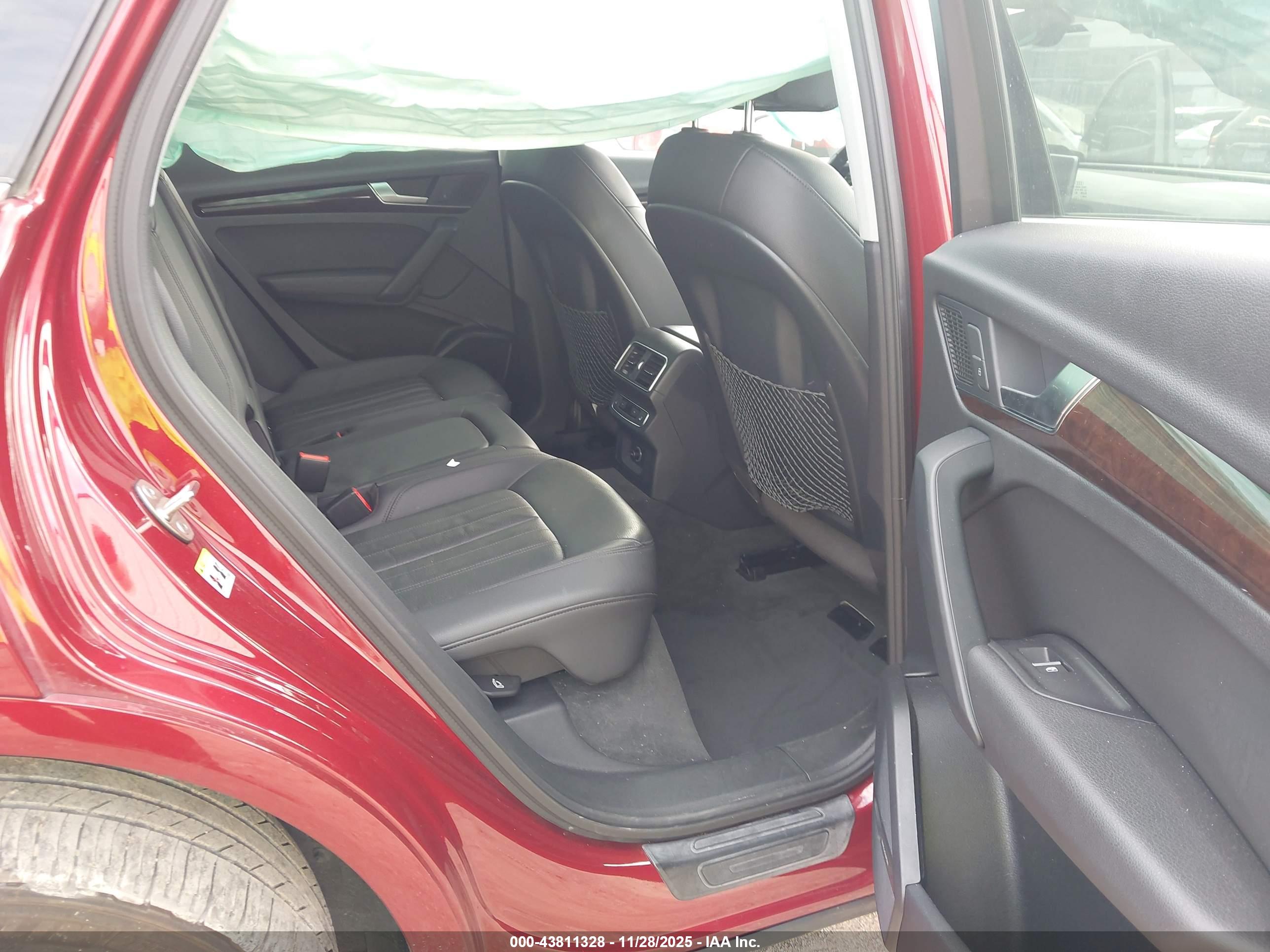AUDI Q5 image 8