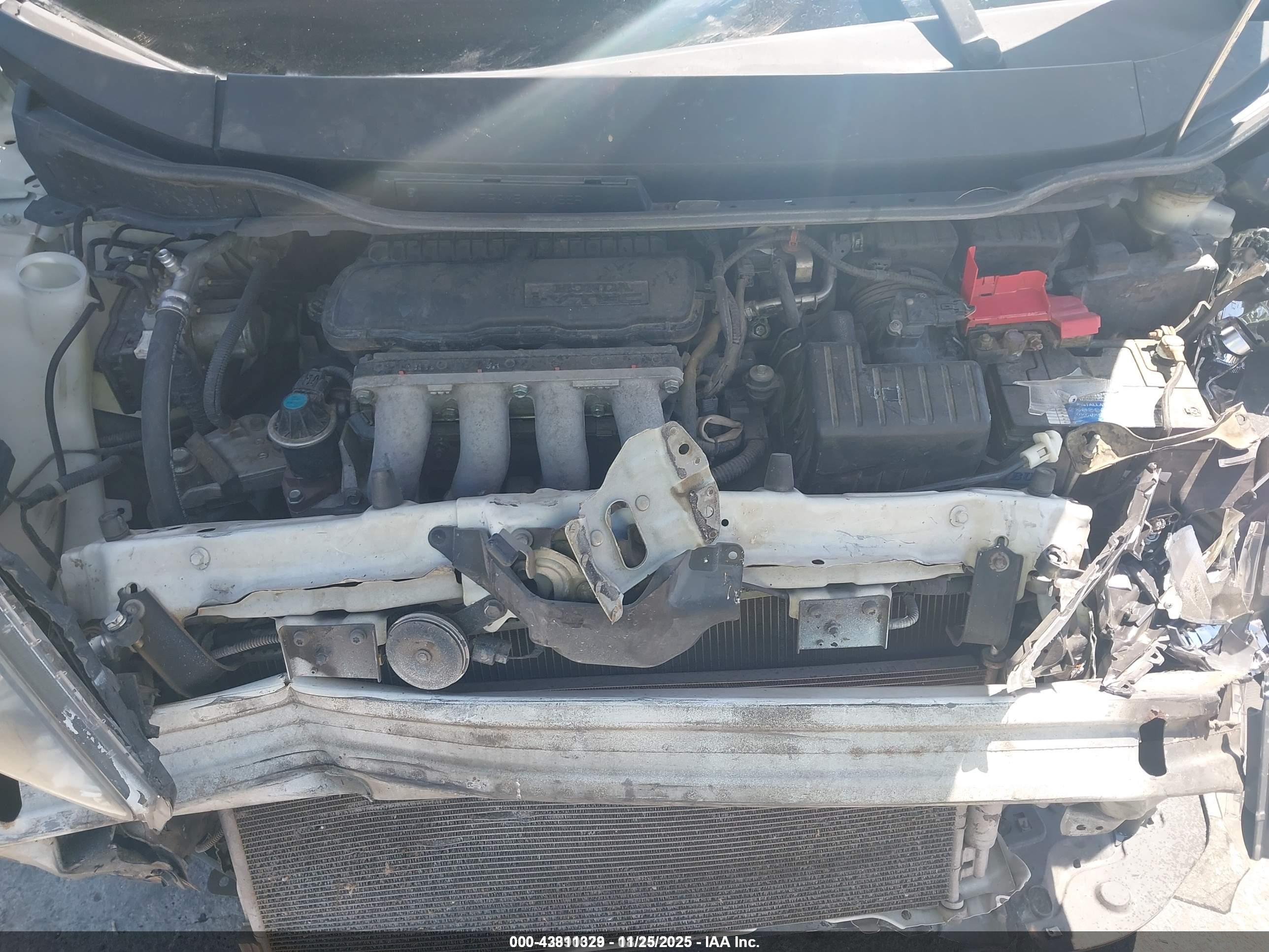 HONDA FIT image 10