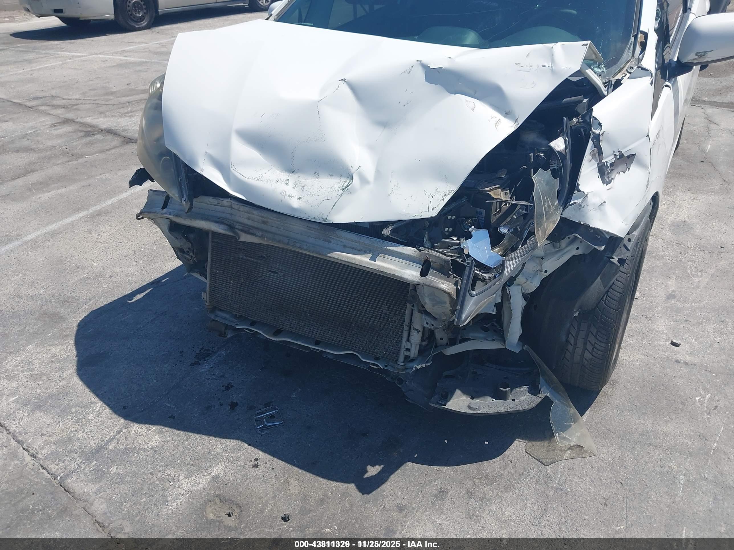 HONDA FIT image 6