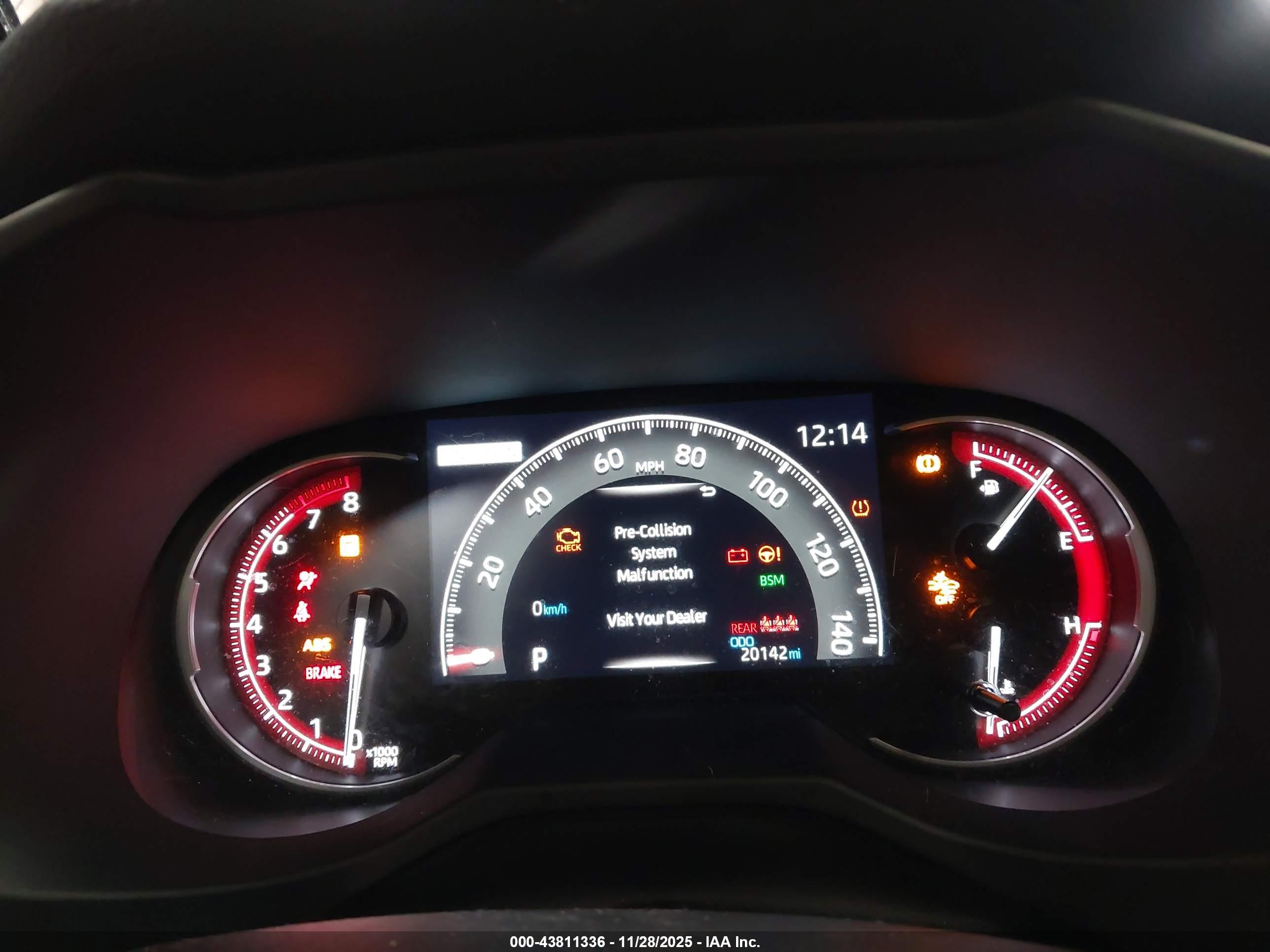 TOYOTA RAV4 image 7
