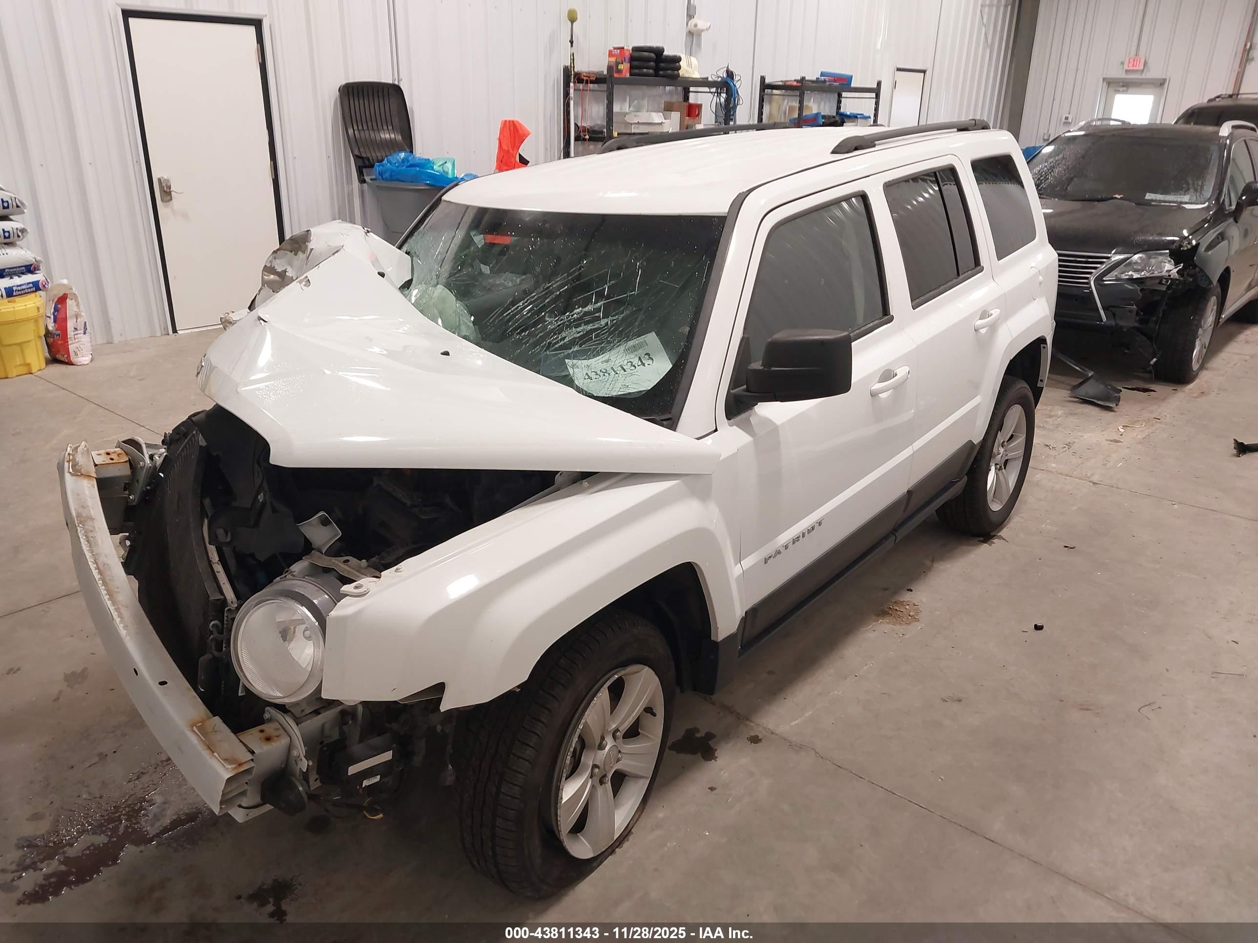 JEEP PATRIOT image 2