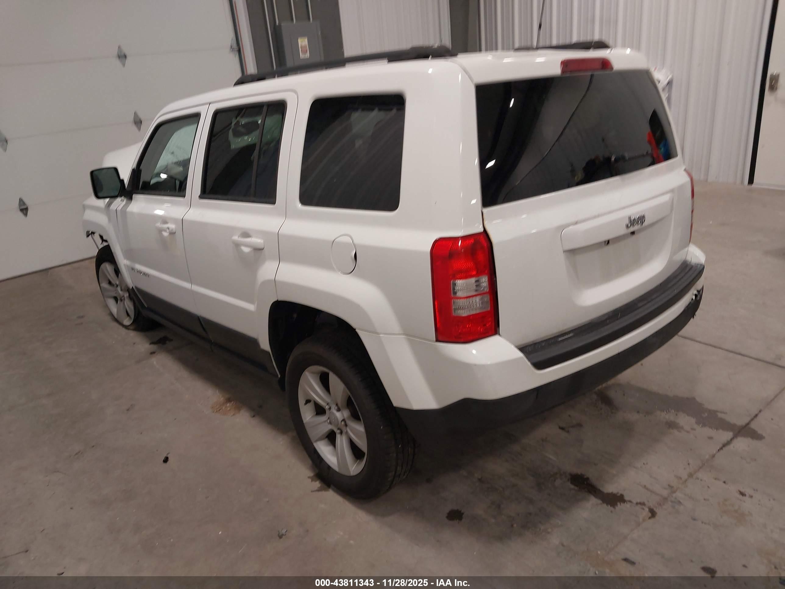 JEEP PATRIOT image 3