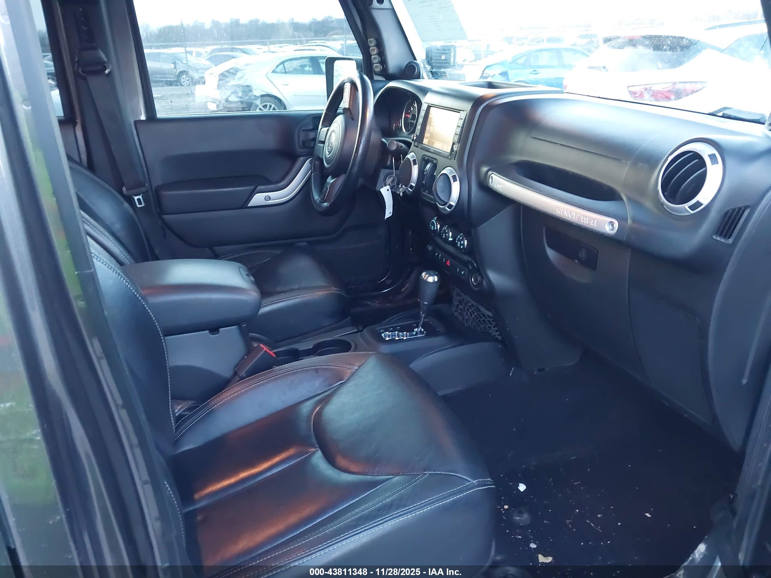 JEEP WRANGLER image 5
