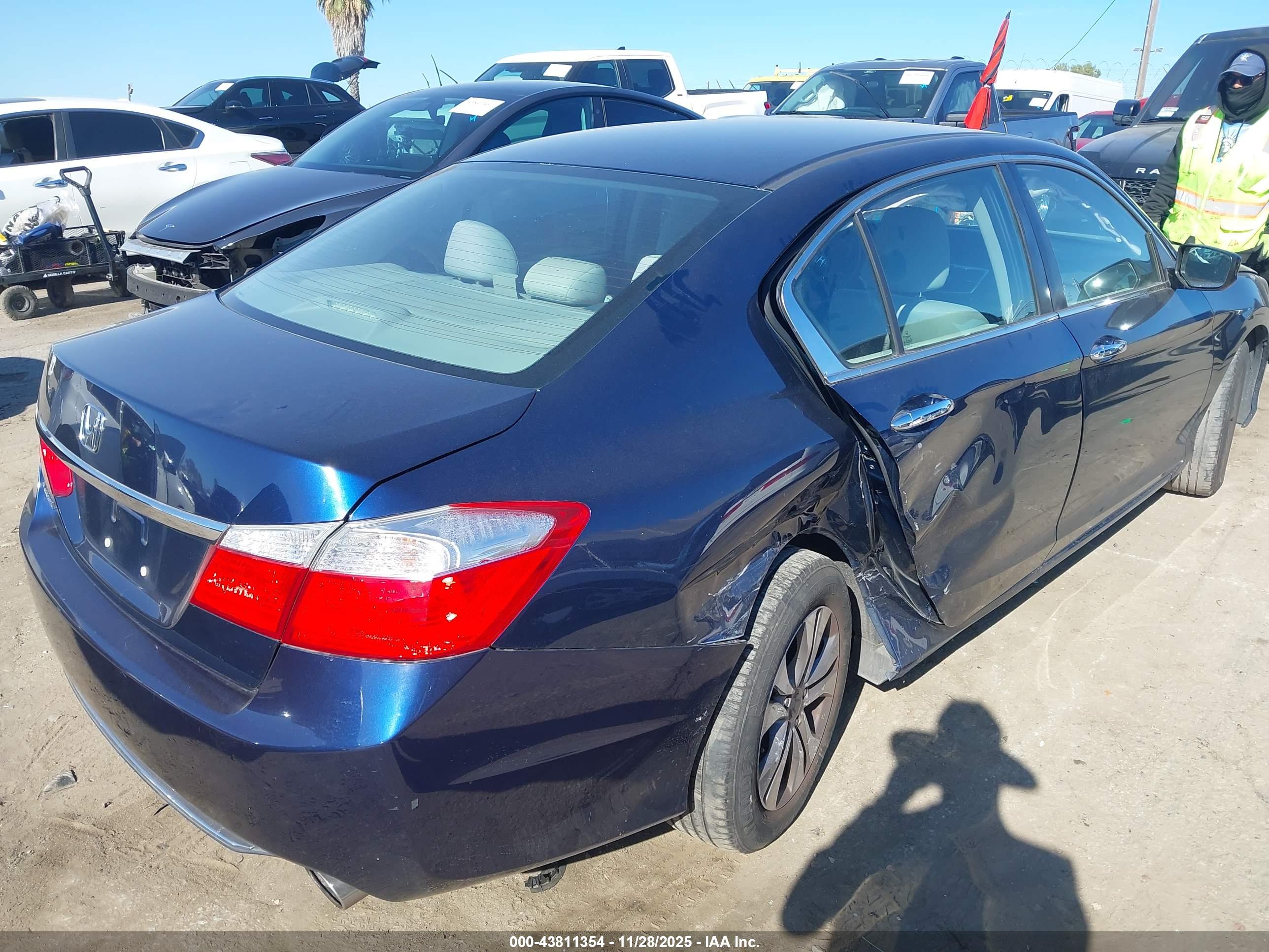 HONDA ACCORD image 4