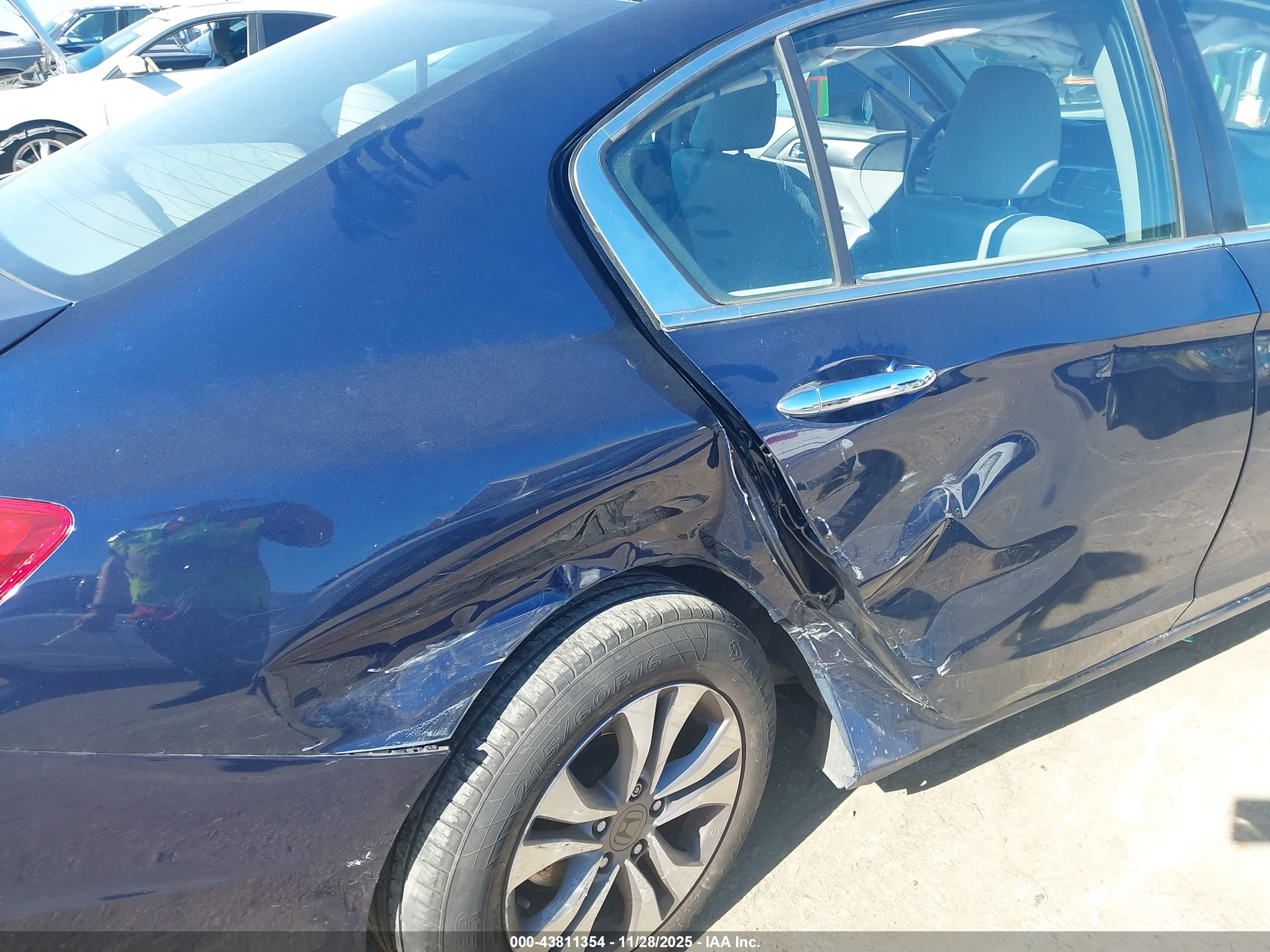HONDA ACCORD image 6