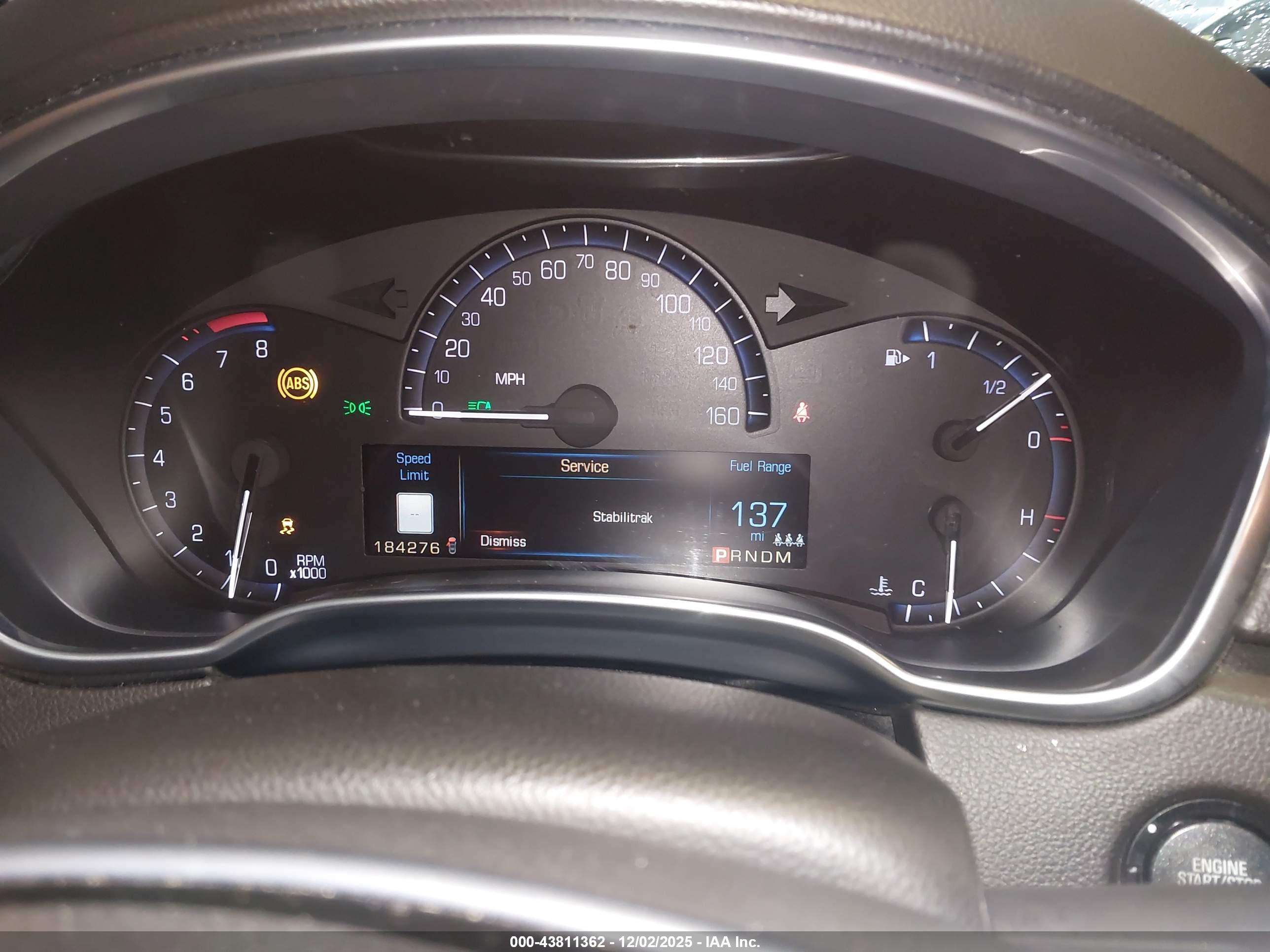 CADILLAC SRX image 7