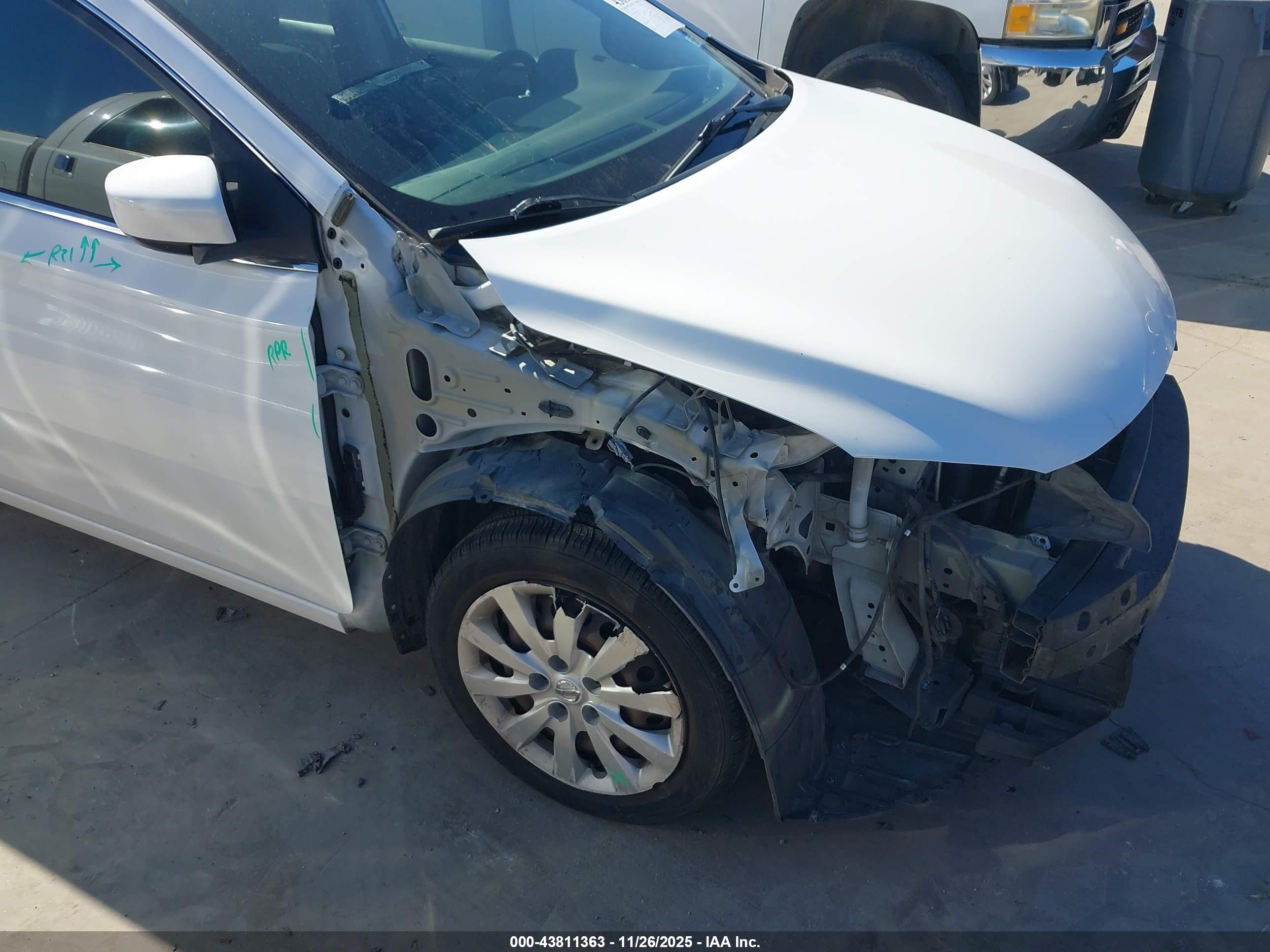 NISSAN SENTRA image 6