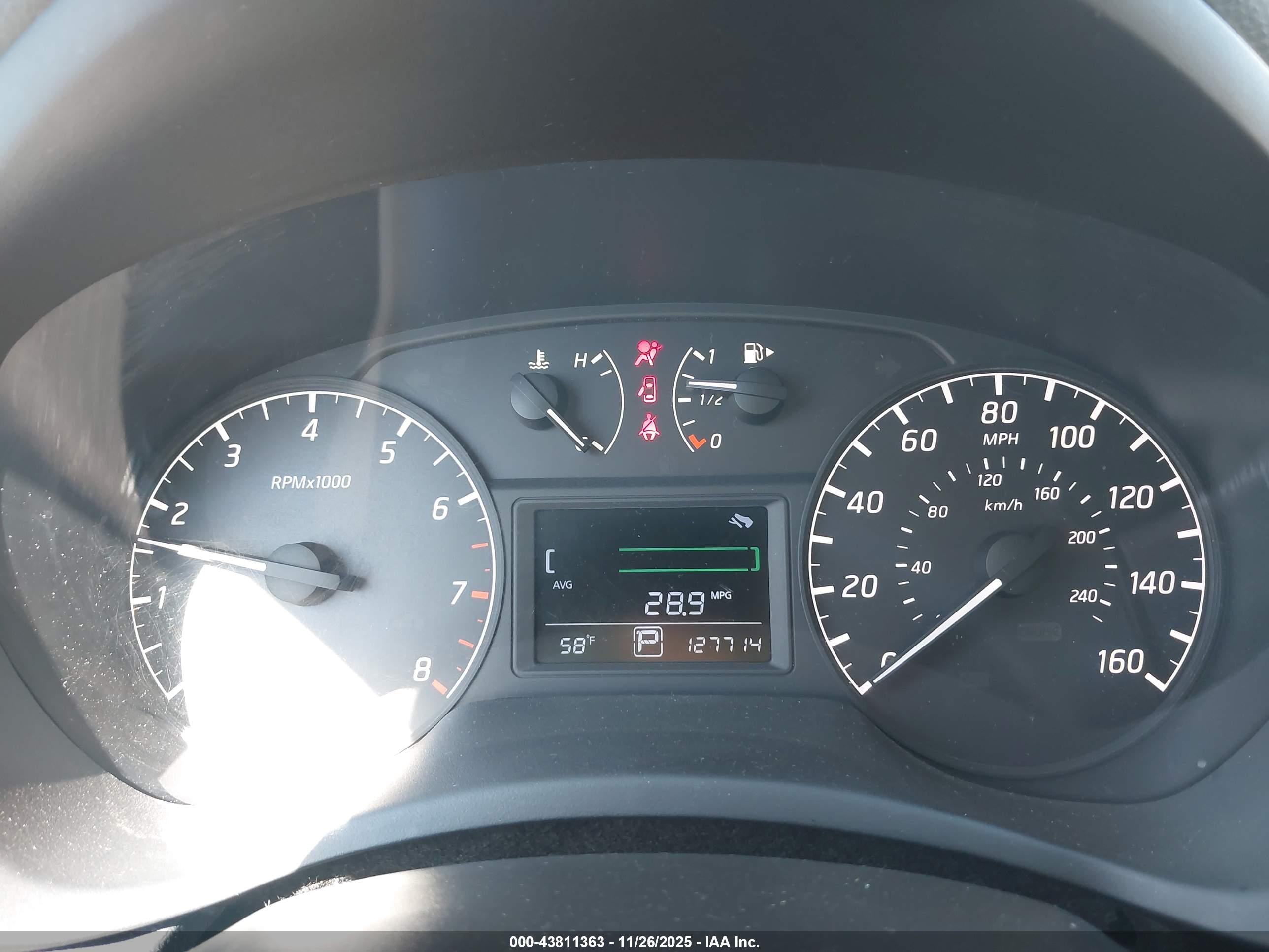 NISSAN SENTRA image 7