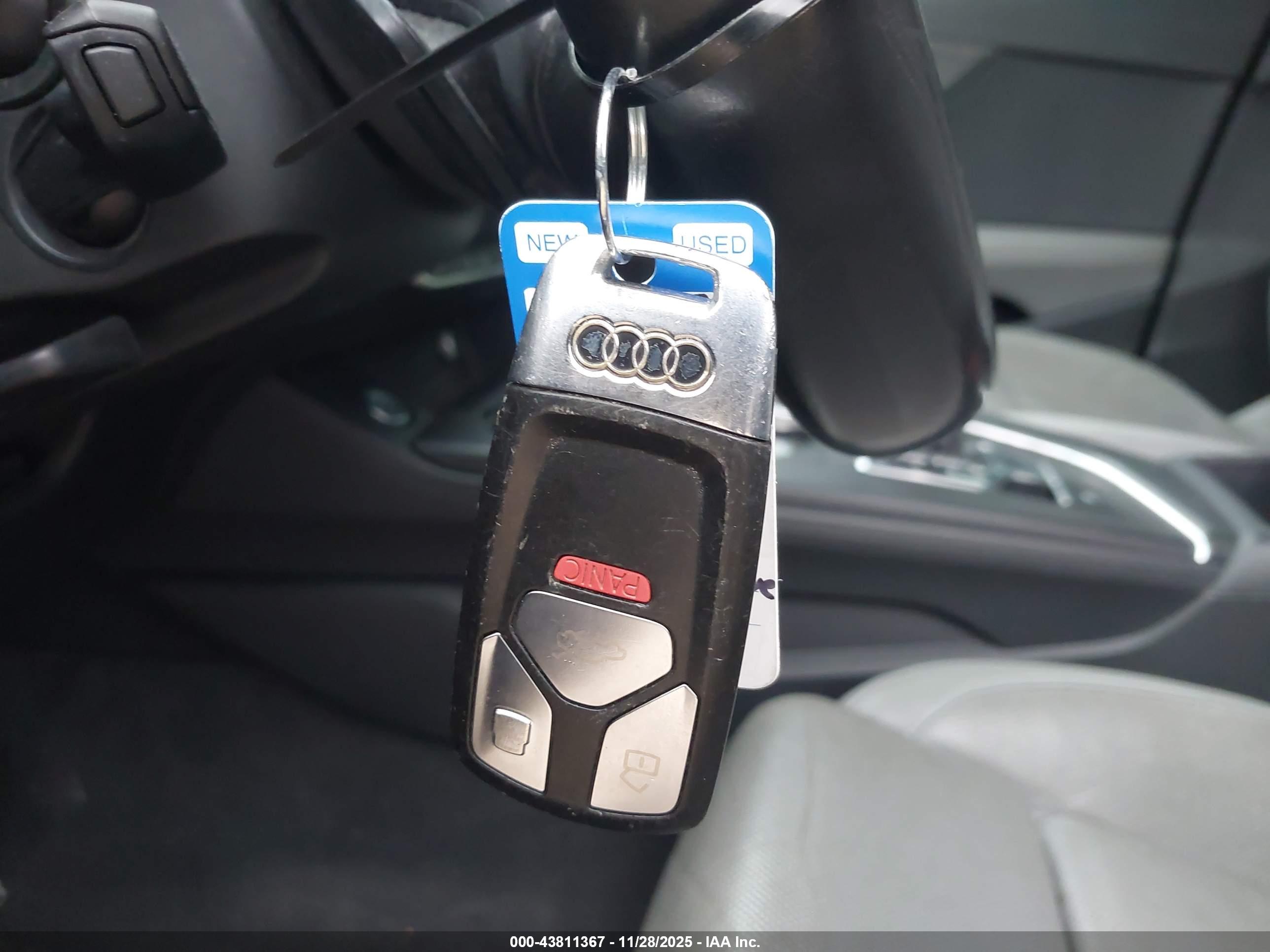 AUDI A4 image 11