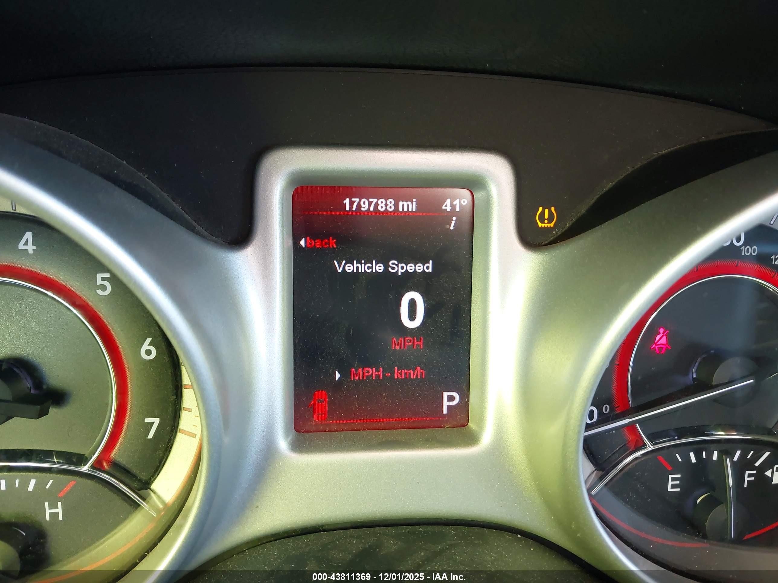 DODGE JOURNEY image 6