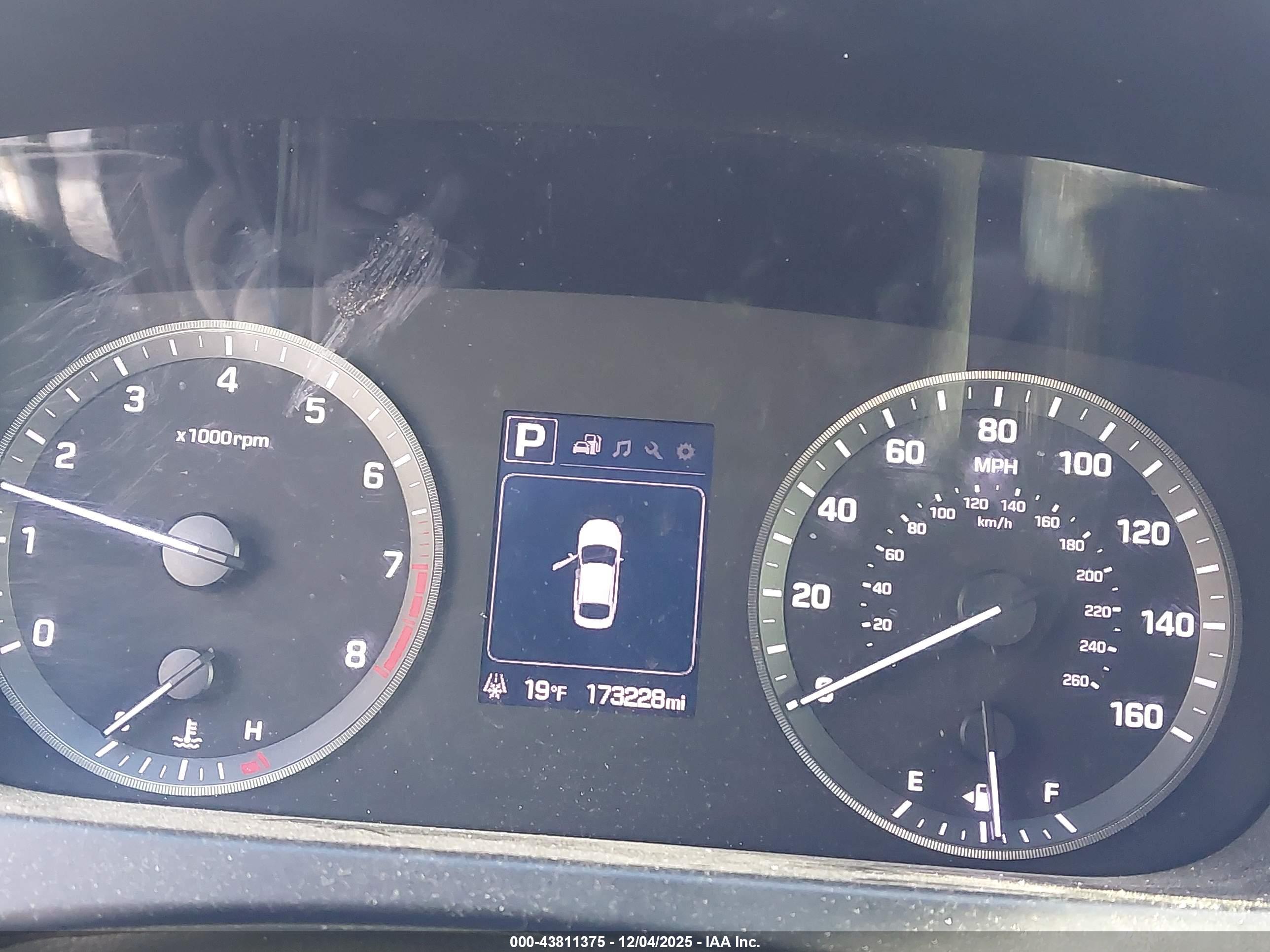 HYUNDAI SONATA image 7