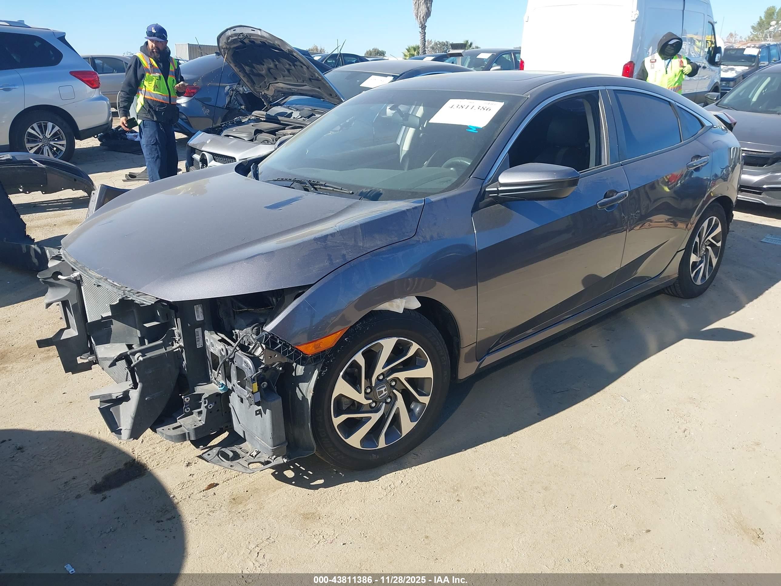 HONDA CIVIC image 2