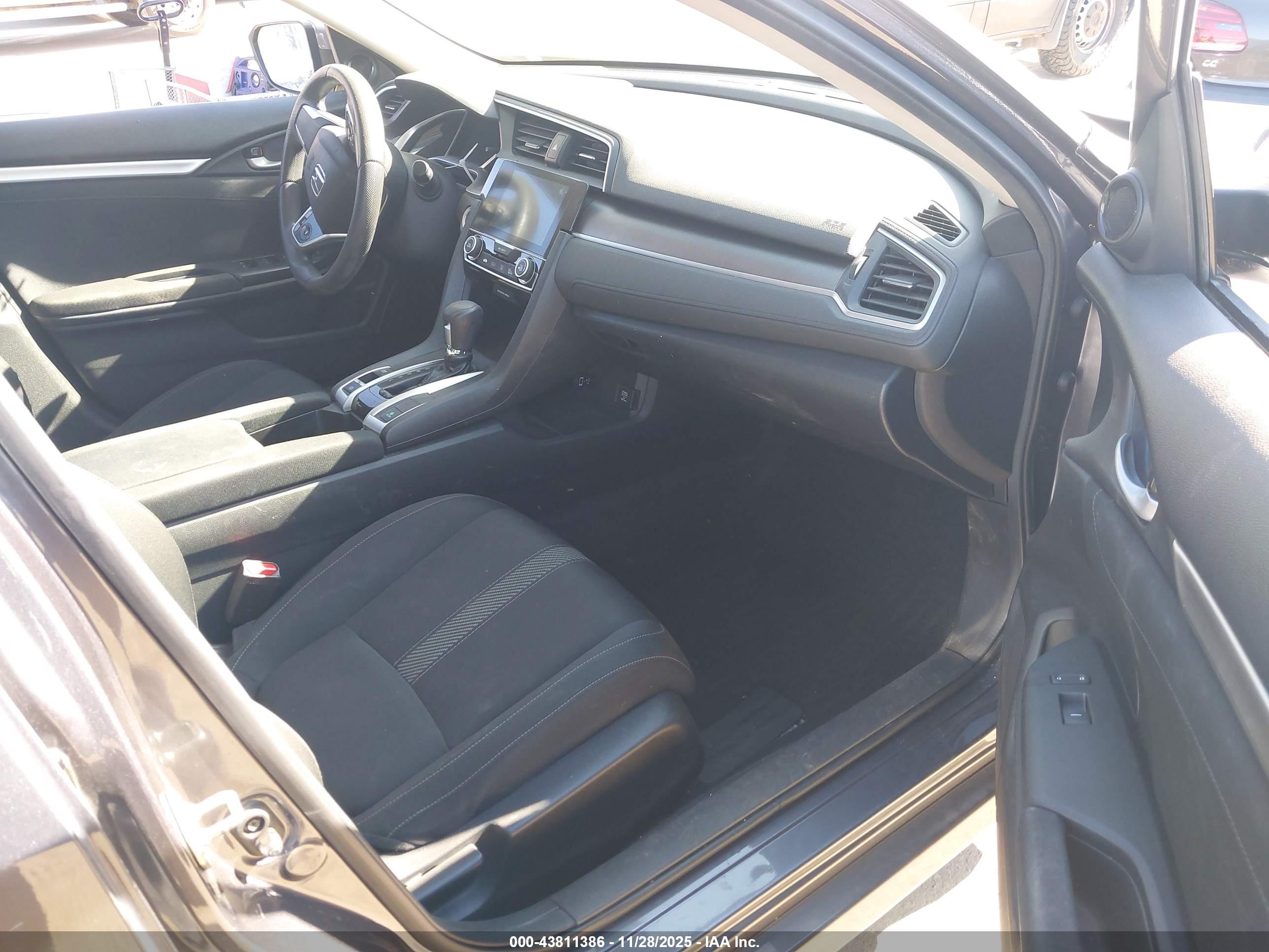 HONDA CIVIC image 5