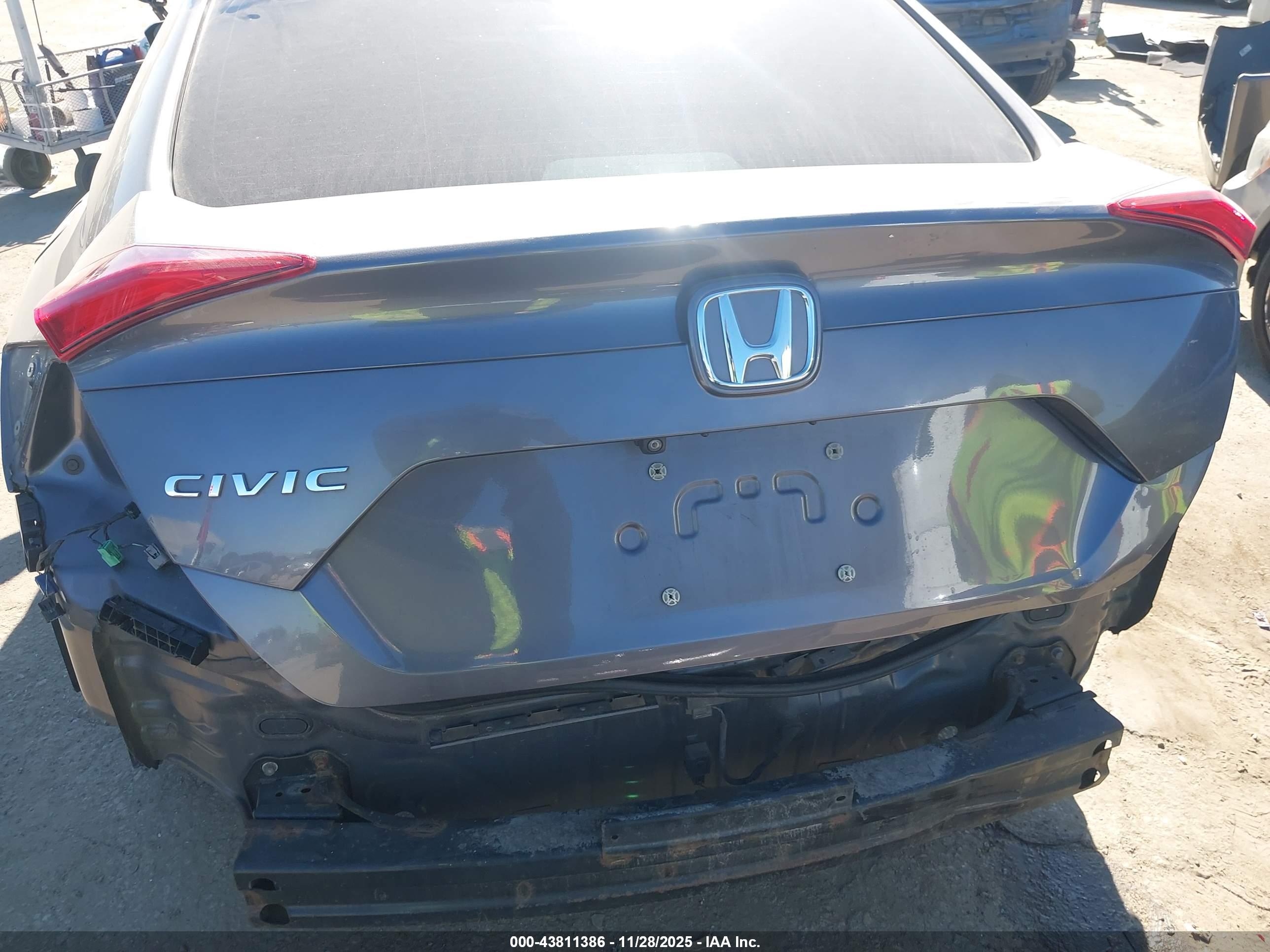 HONDA CIVIC image 6