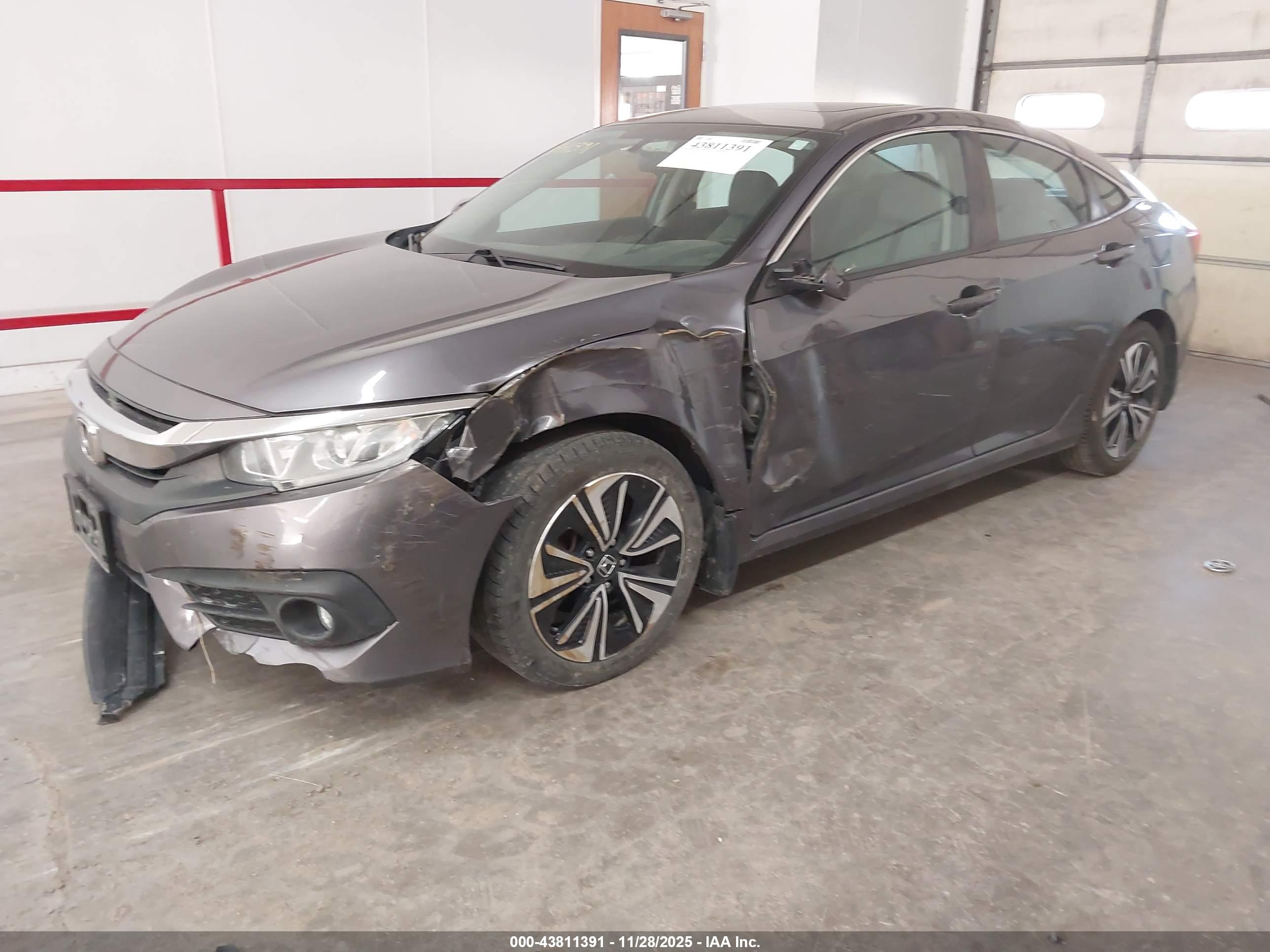 HONDA CIVIC image 2