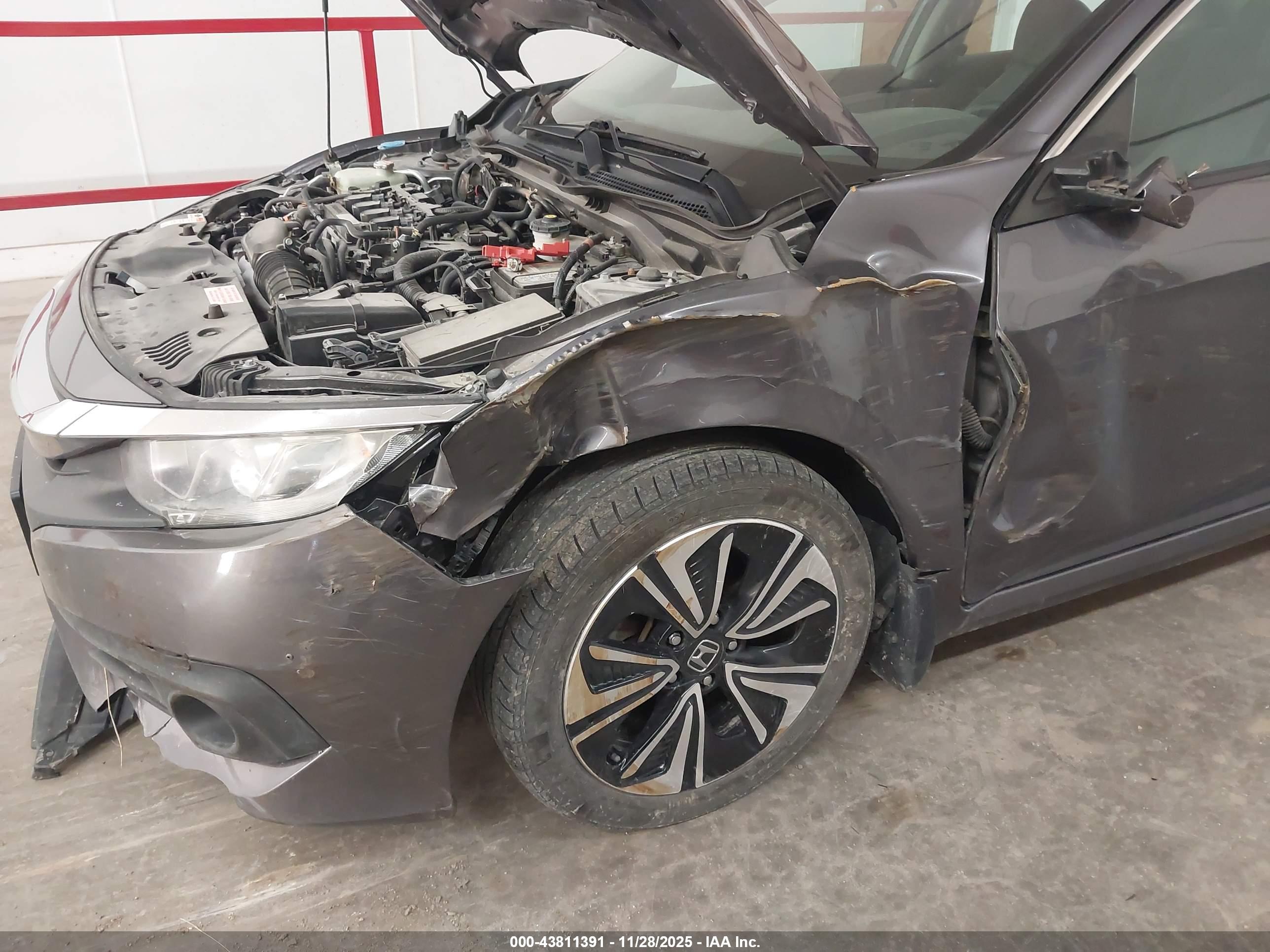 HONDA CIVIC image 6