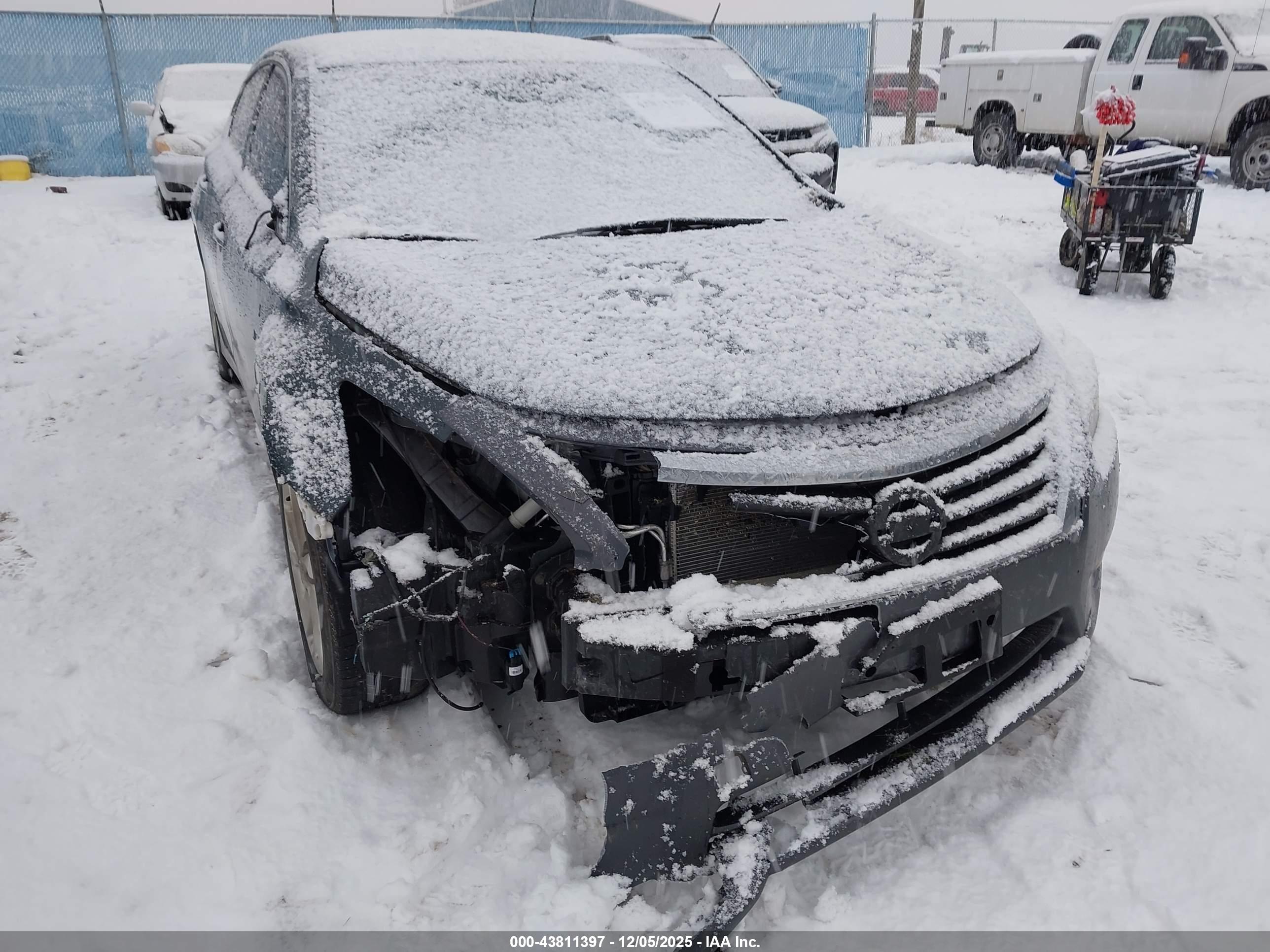 NISSAN ALTIMA image 6