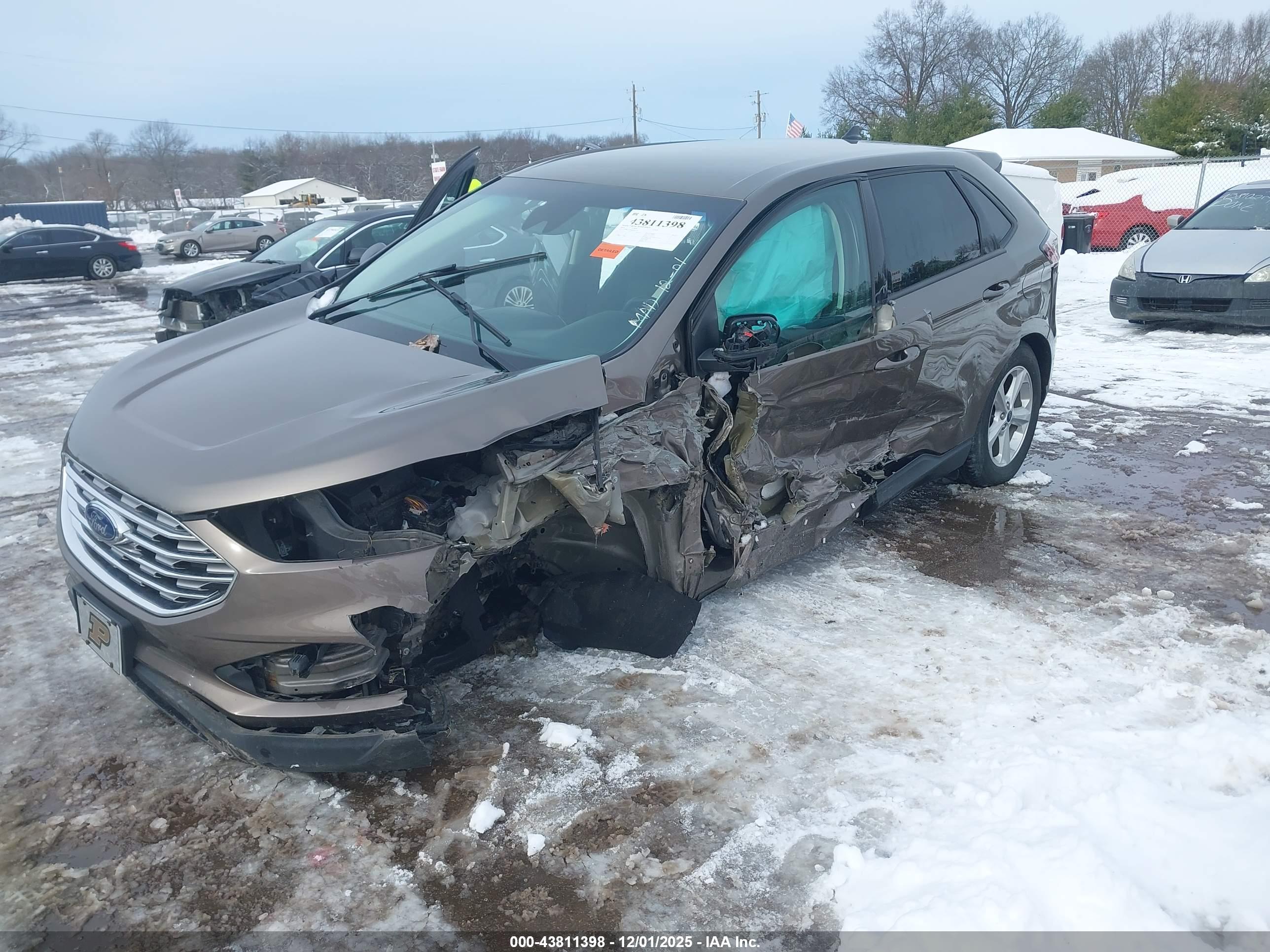 FORD EDGE image 2