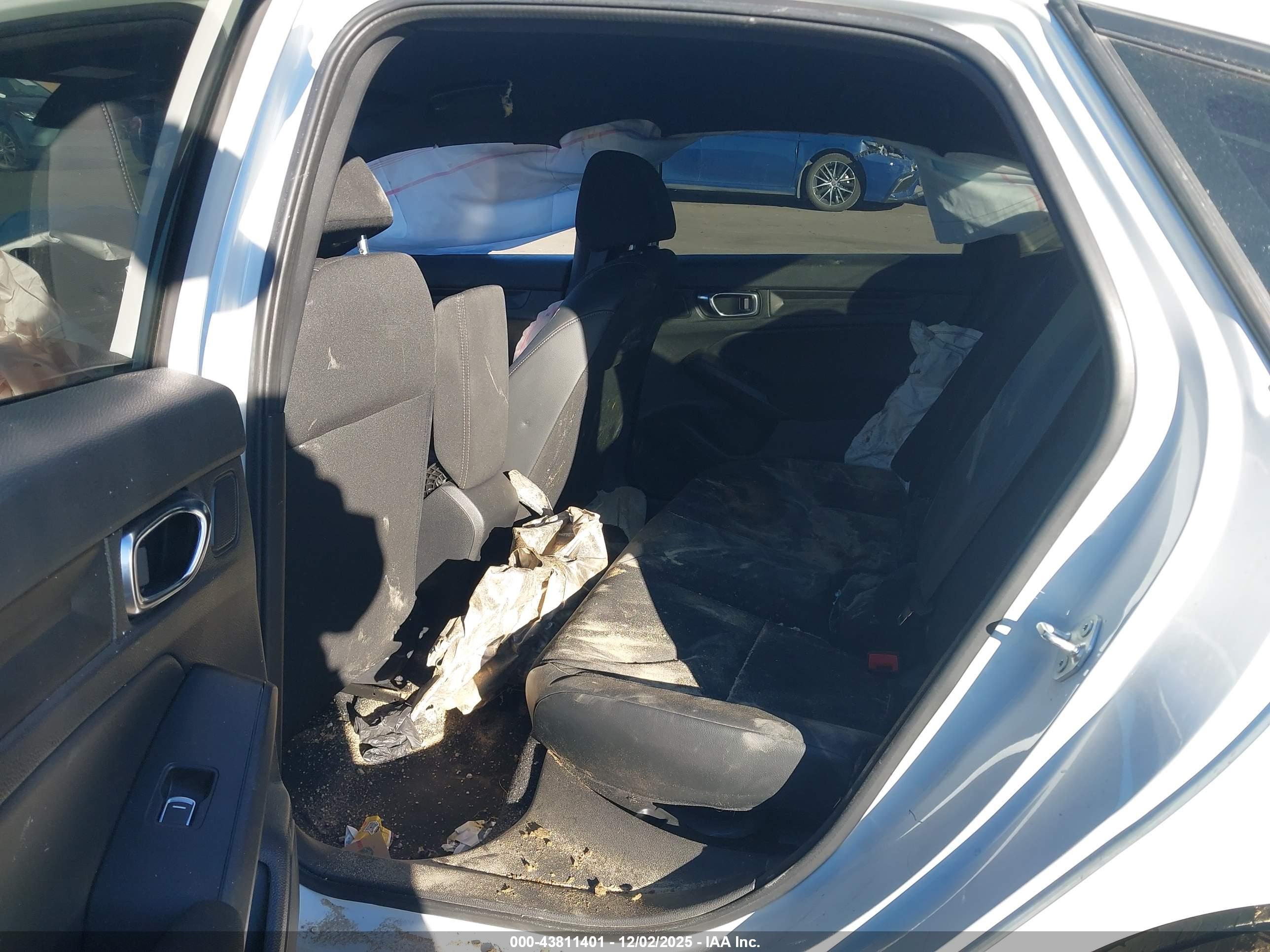 HONDA CIVIC image 8