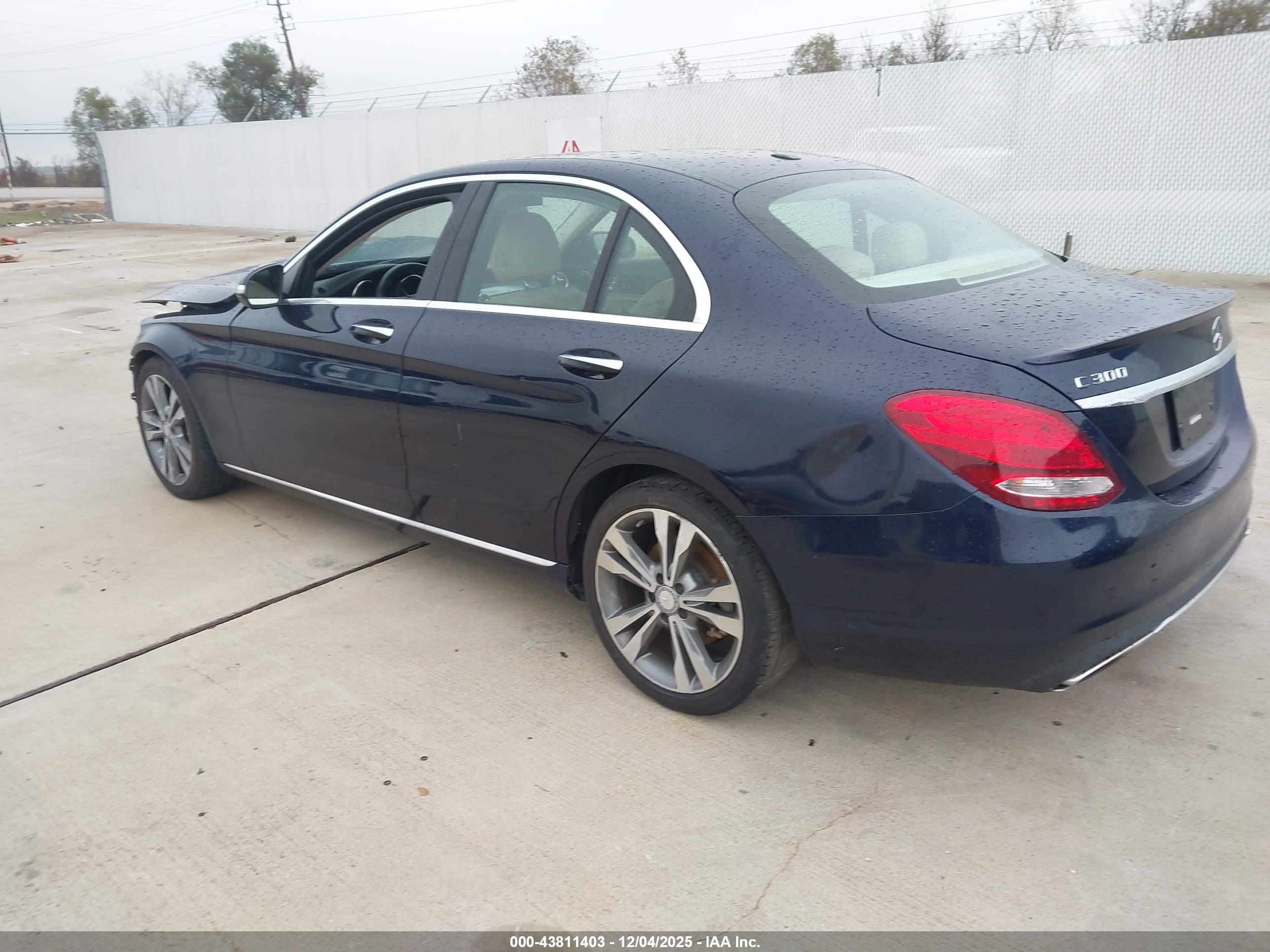 MERCEDES-BENZ C image 3