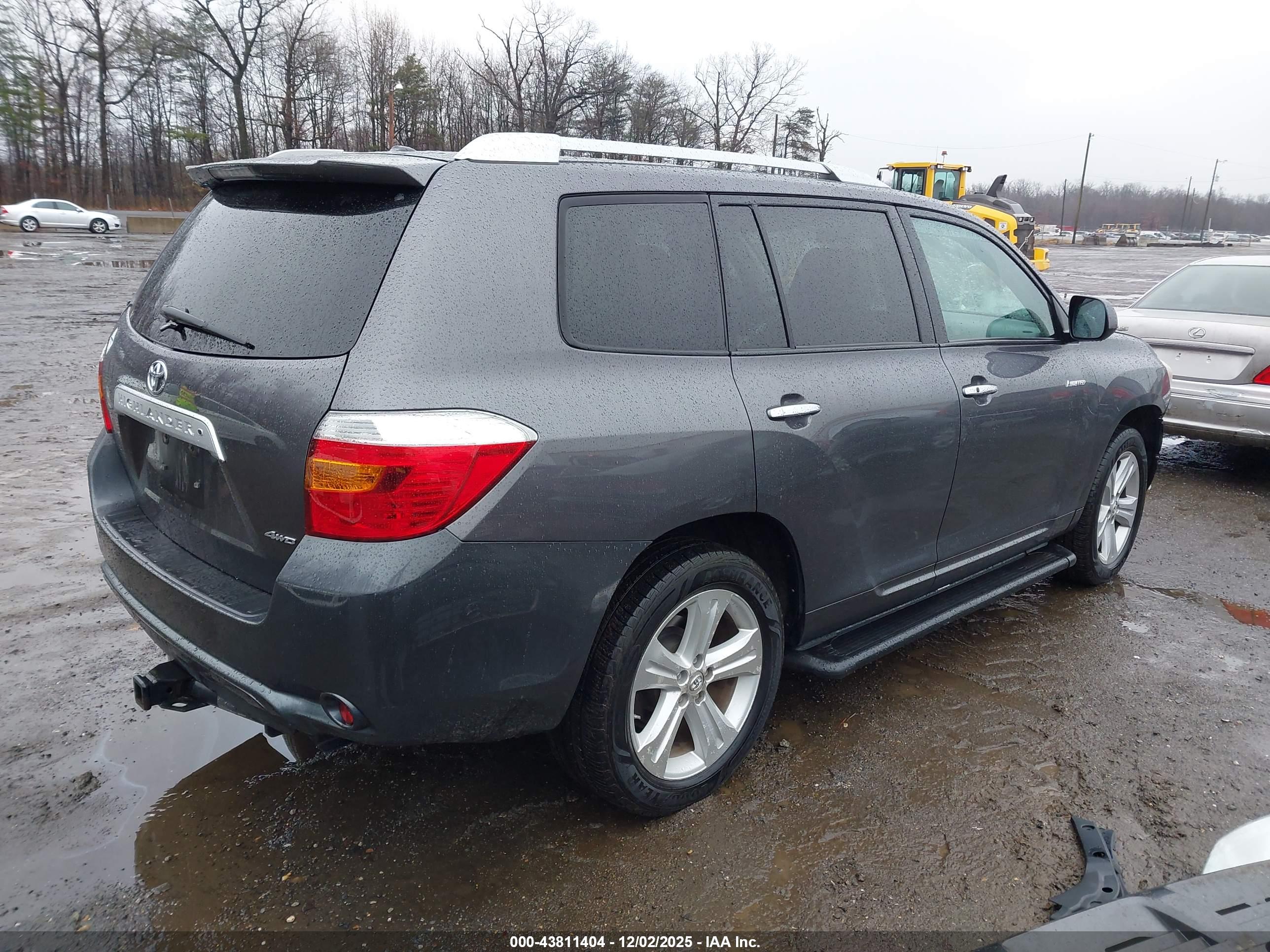 TOYOTA HIGHLANDER image 4