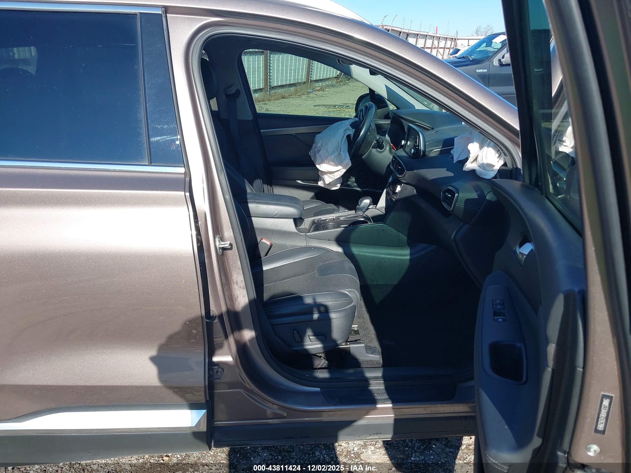 HYUNDAI SANTA image 5