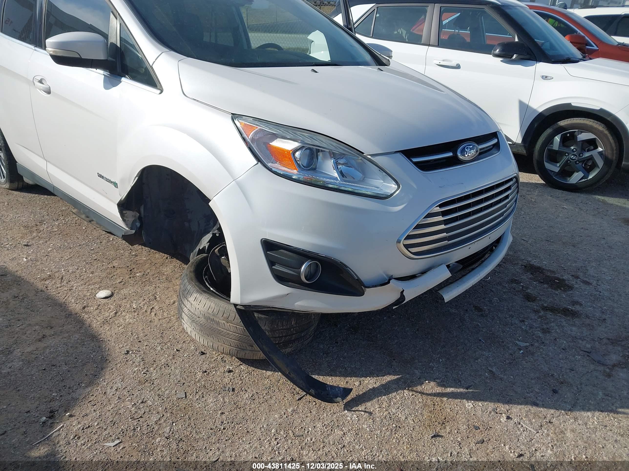 FORD C-MAX image 6