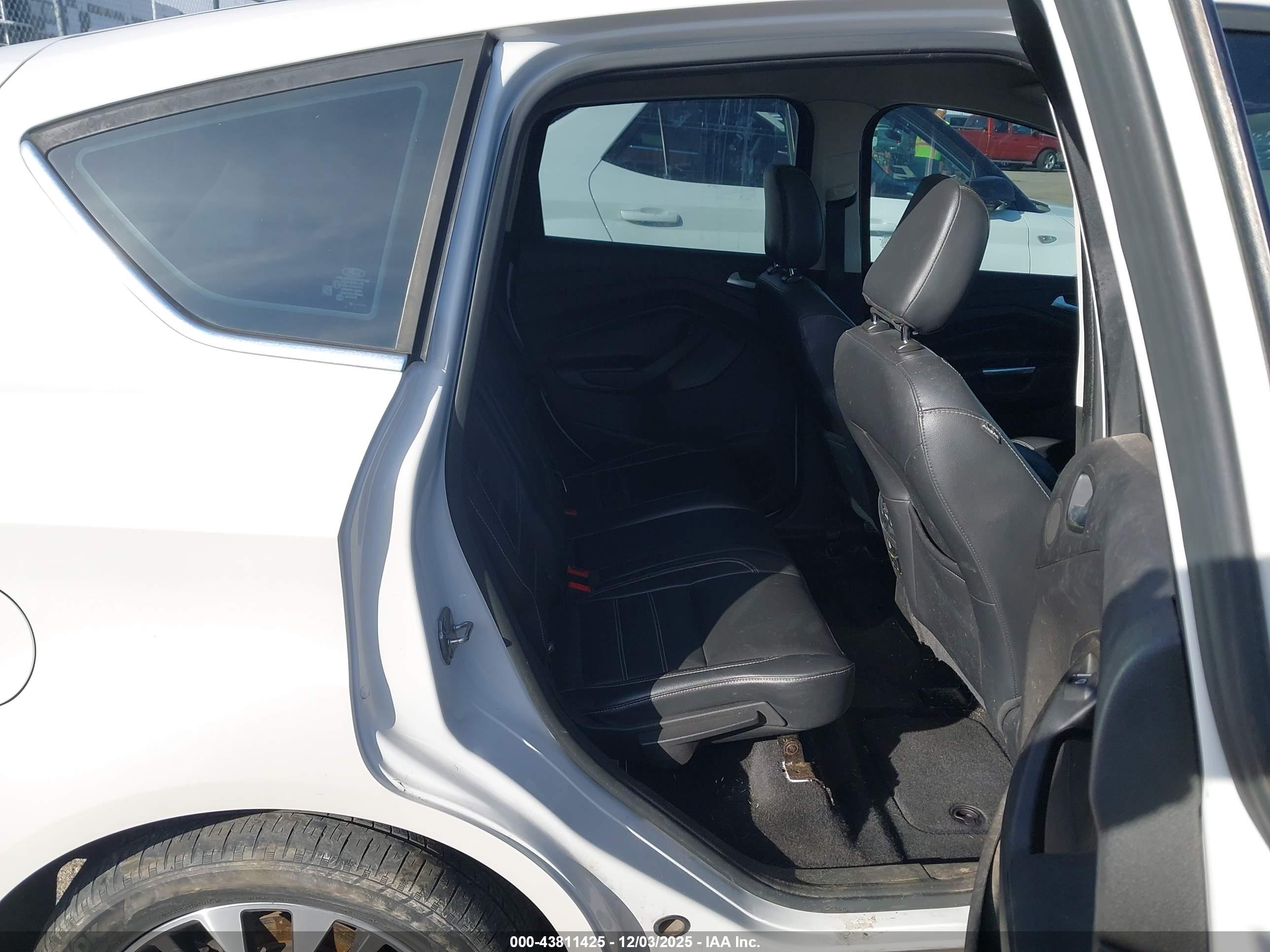 FORD C-MAX image 8