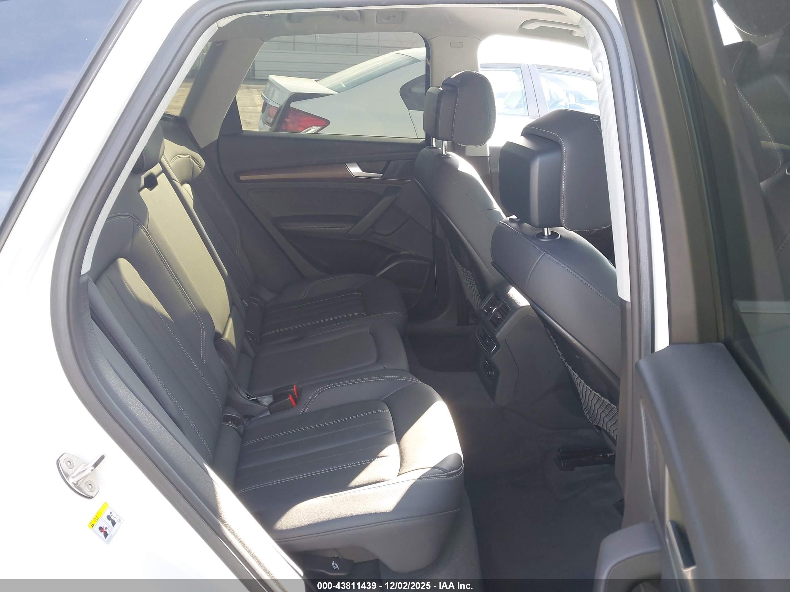 AUDI Q5 image 8