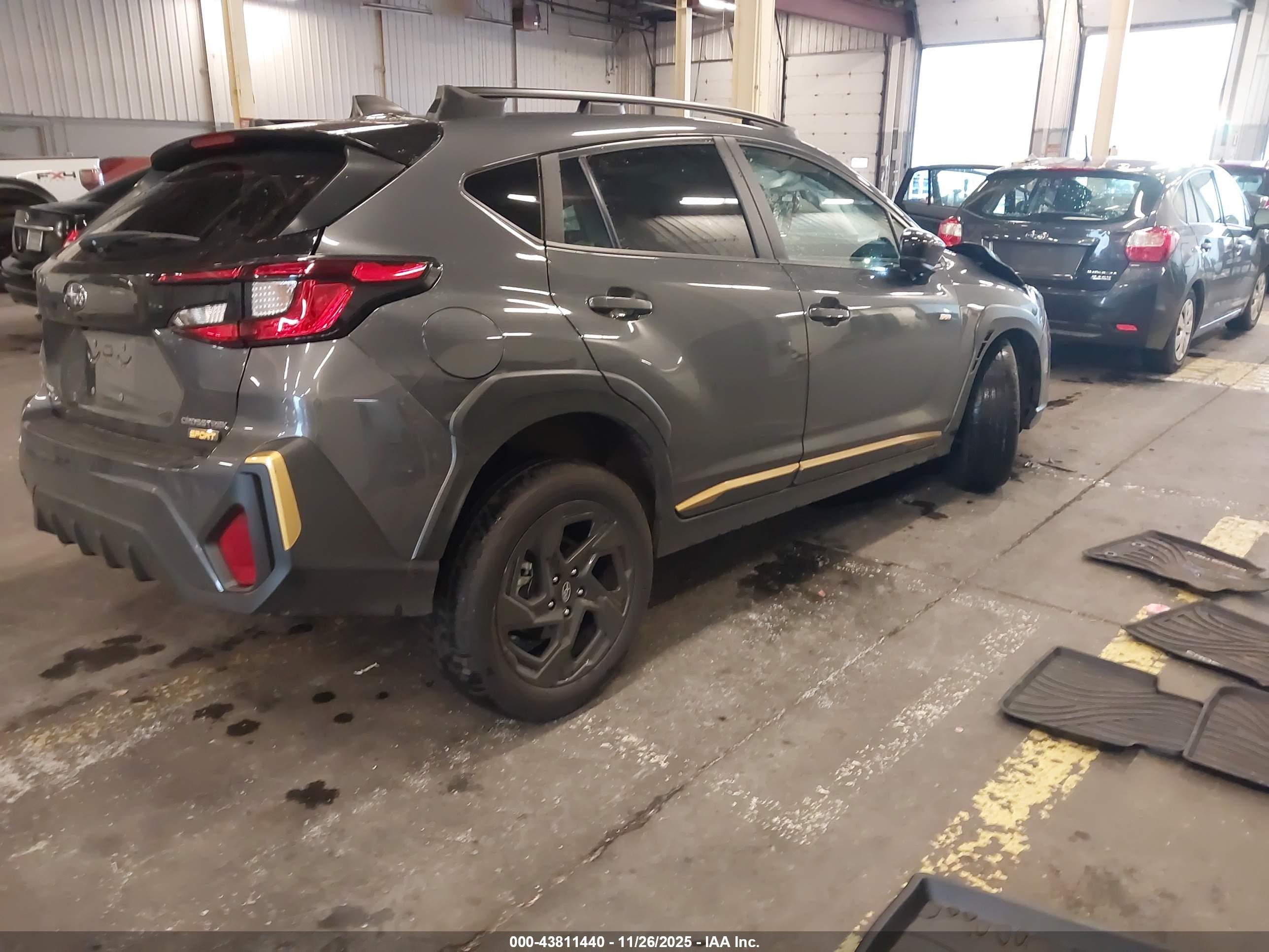 SUBARU CROSSTREK image 4
