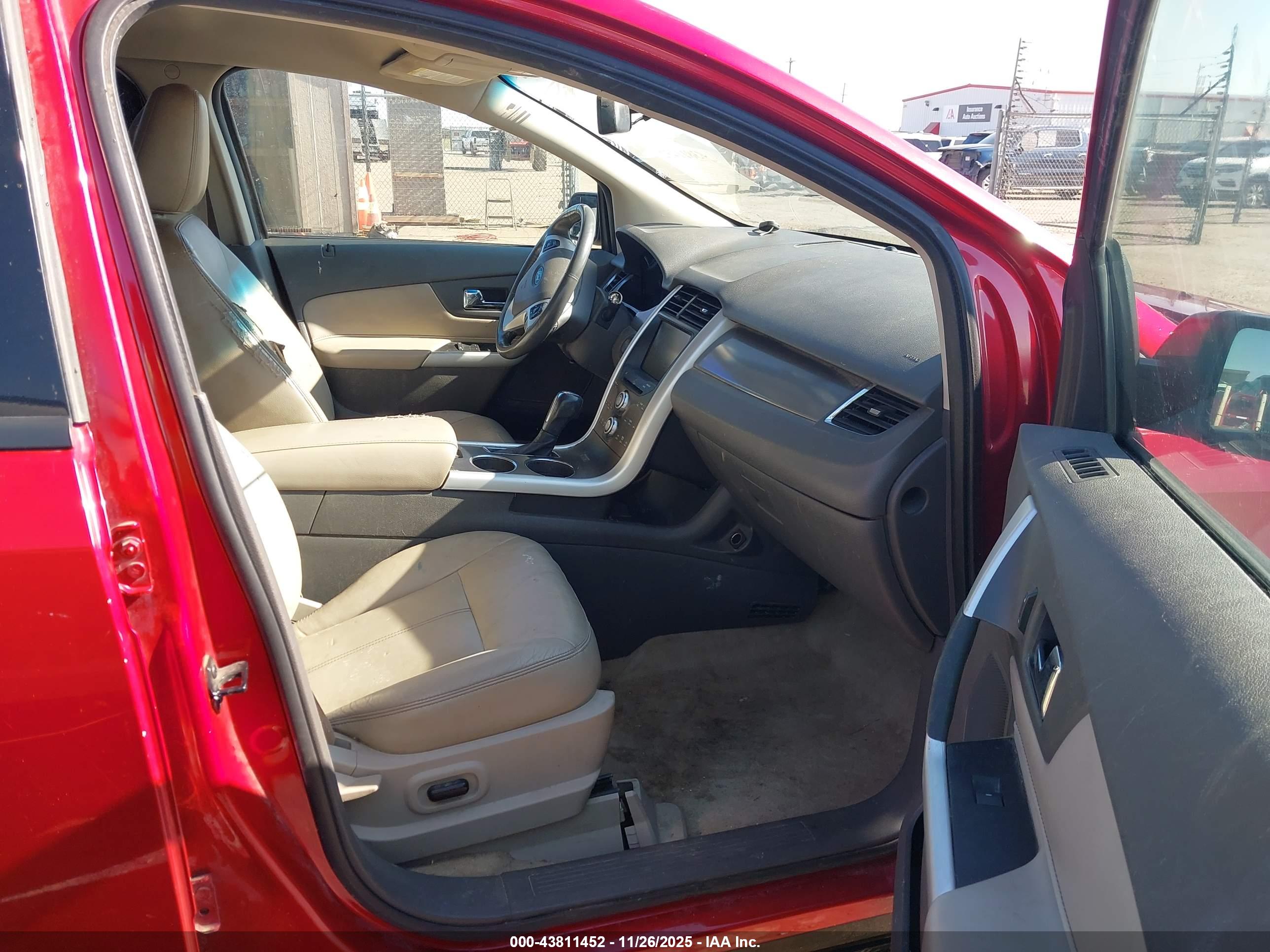 FORD EDGE image 5