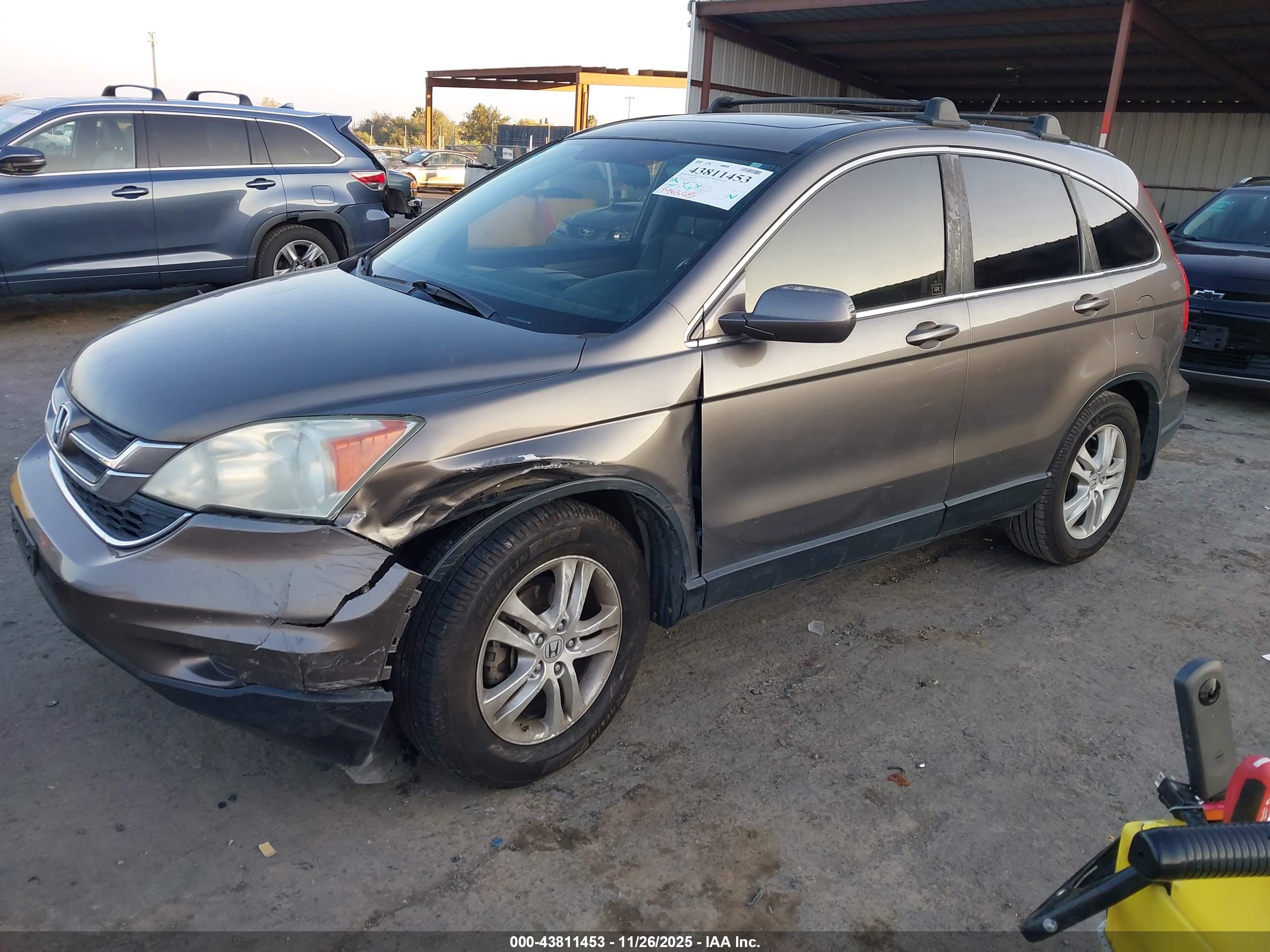 HONDA CR-V image 2