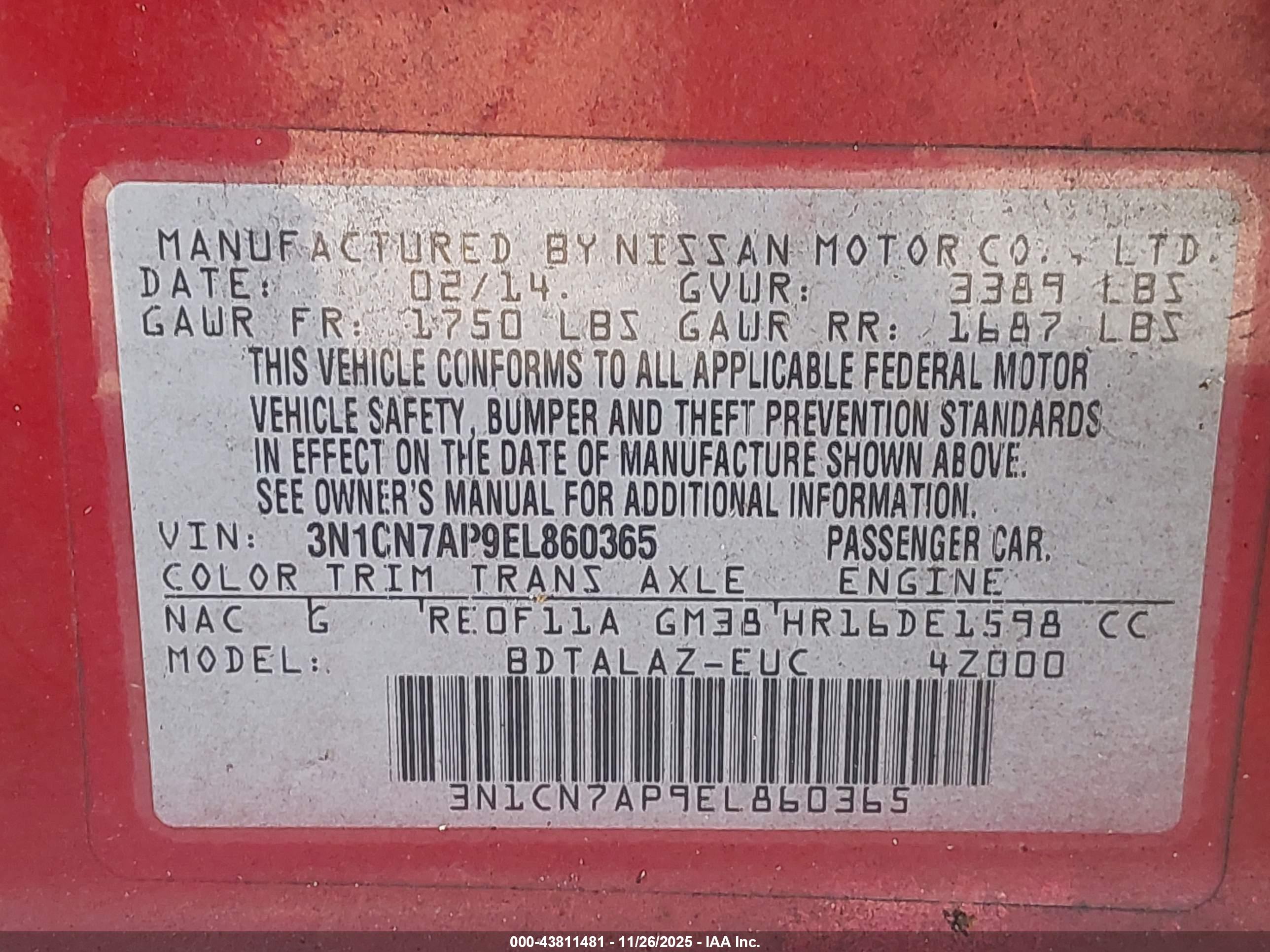 NISSAN VERSA image 9