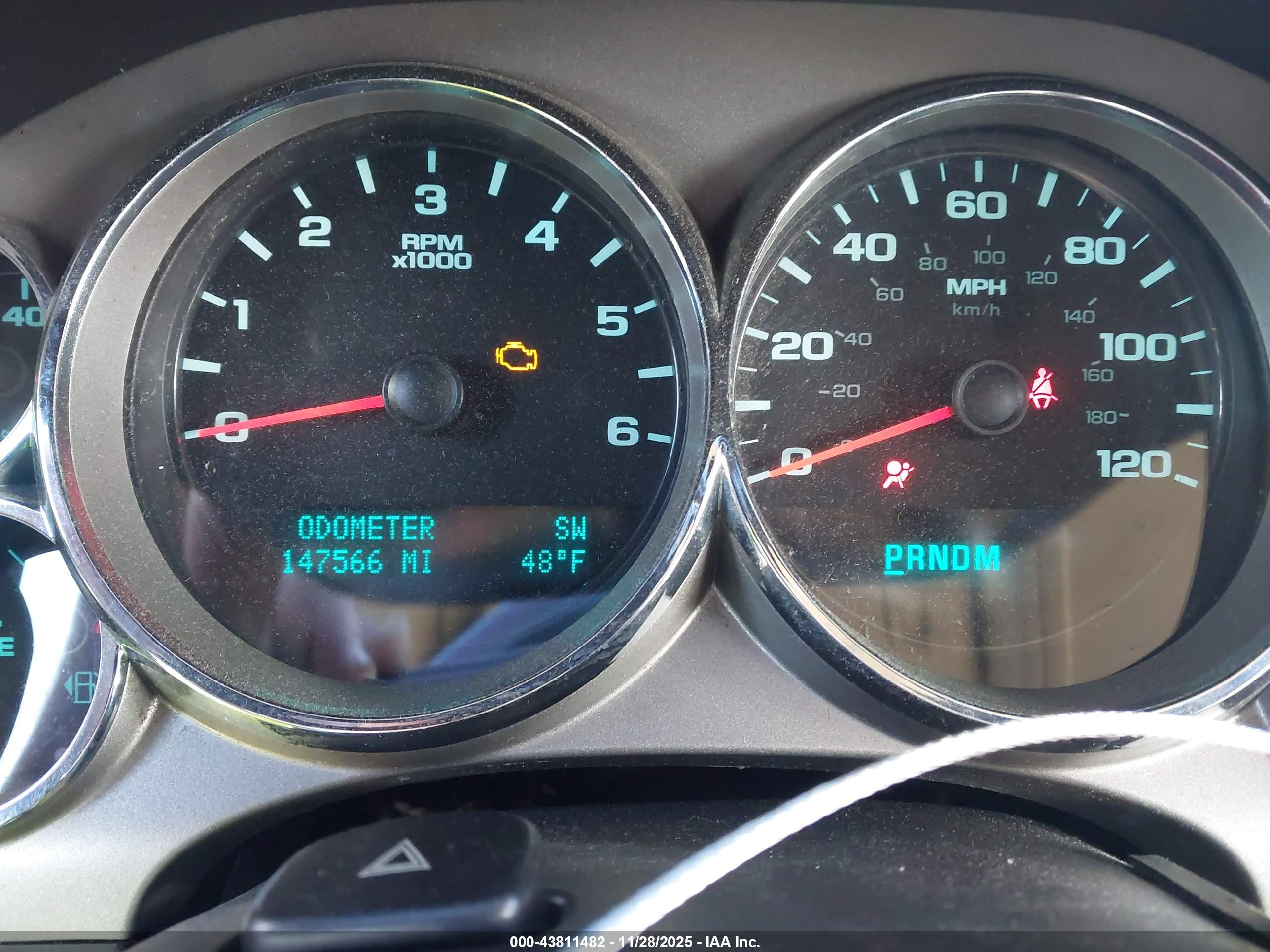 CHEVROLET SILVERADO image 7