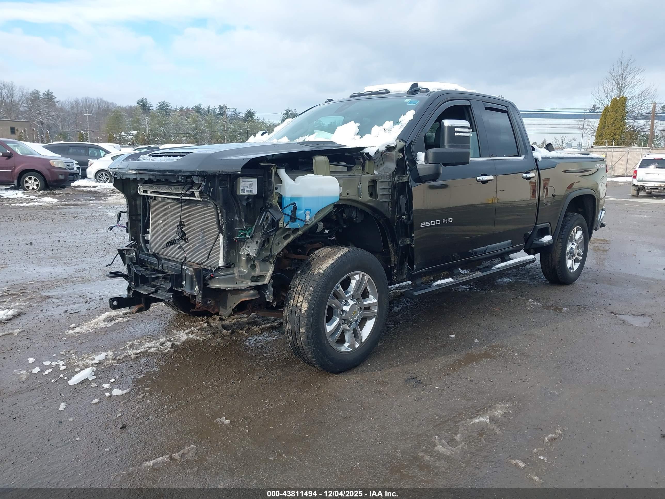 CHEVROLET SILVERADO image 2