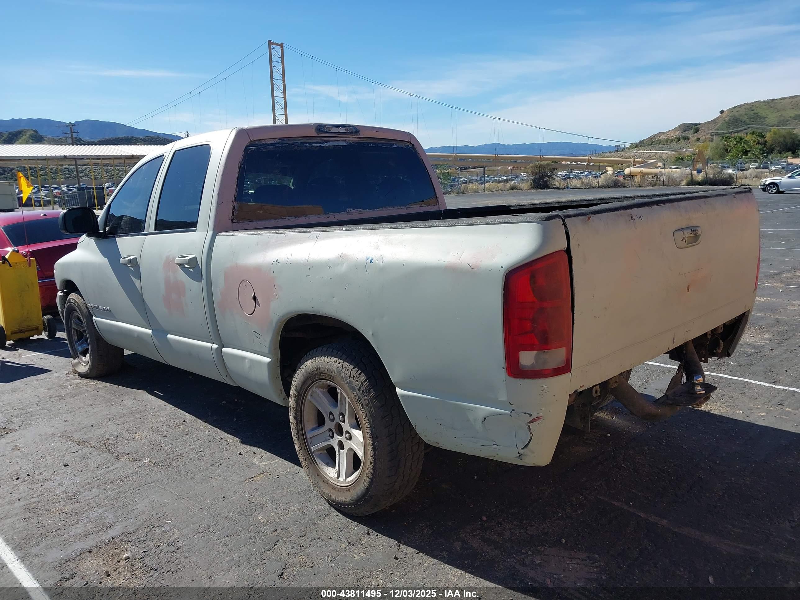 DODGE RAM image 3