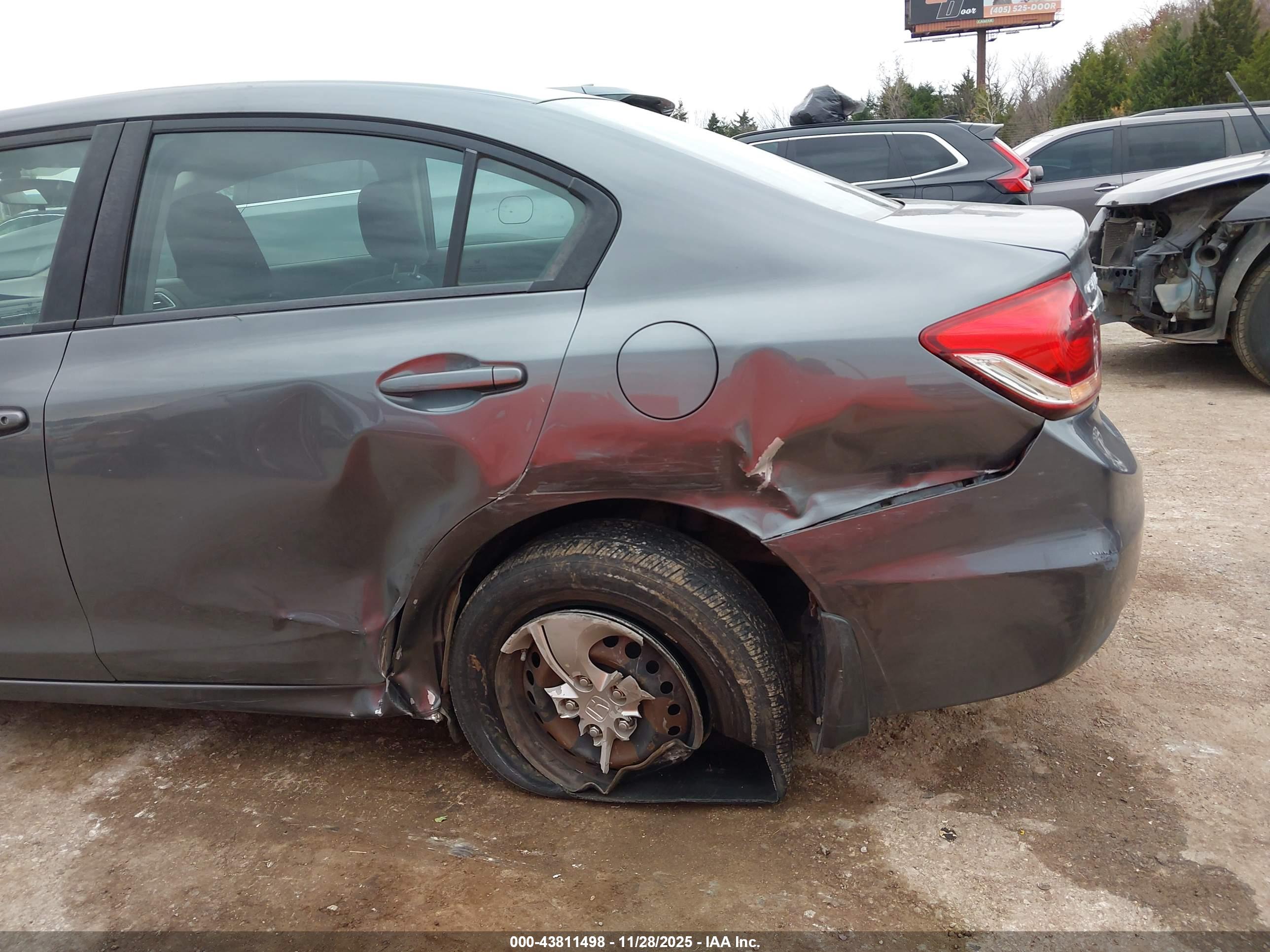 HONDA CIVIC image 6
