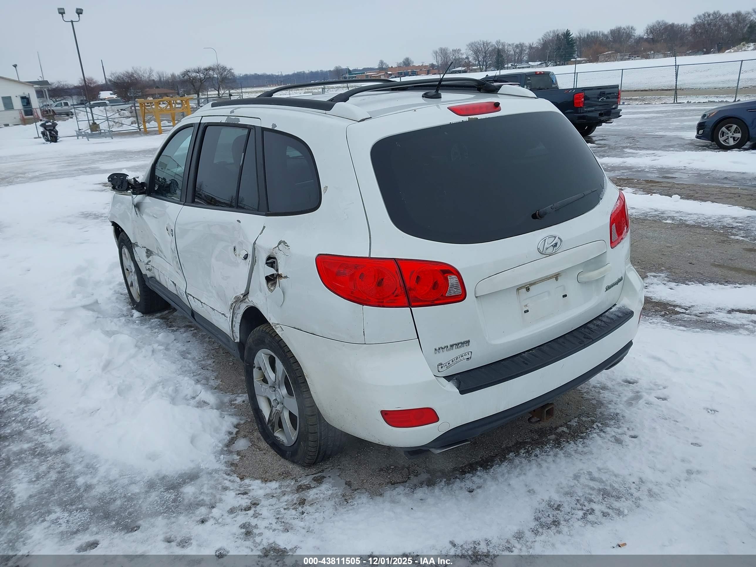 HYUNDAI SANTA image 3