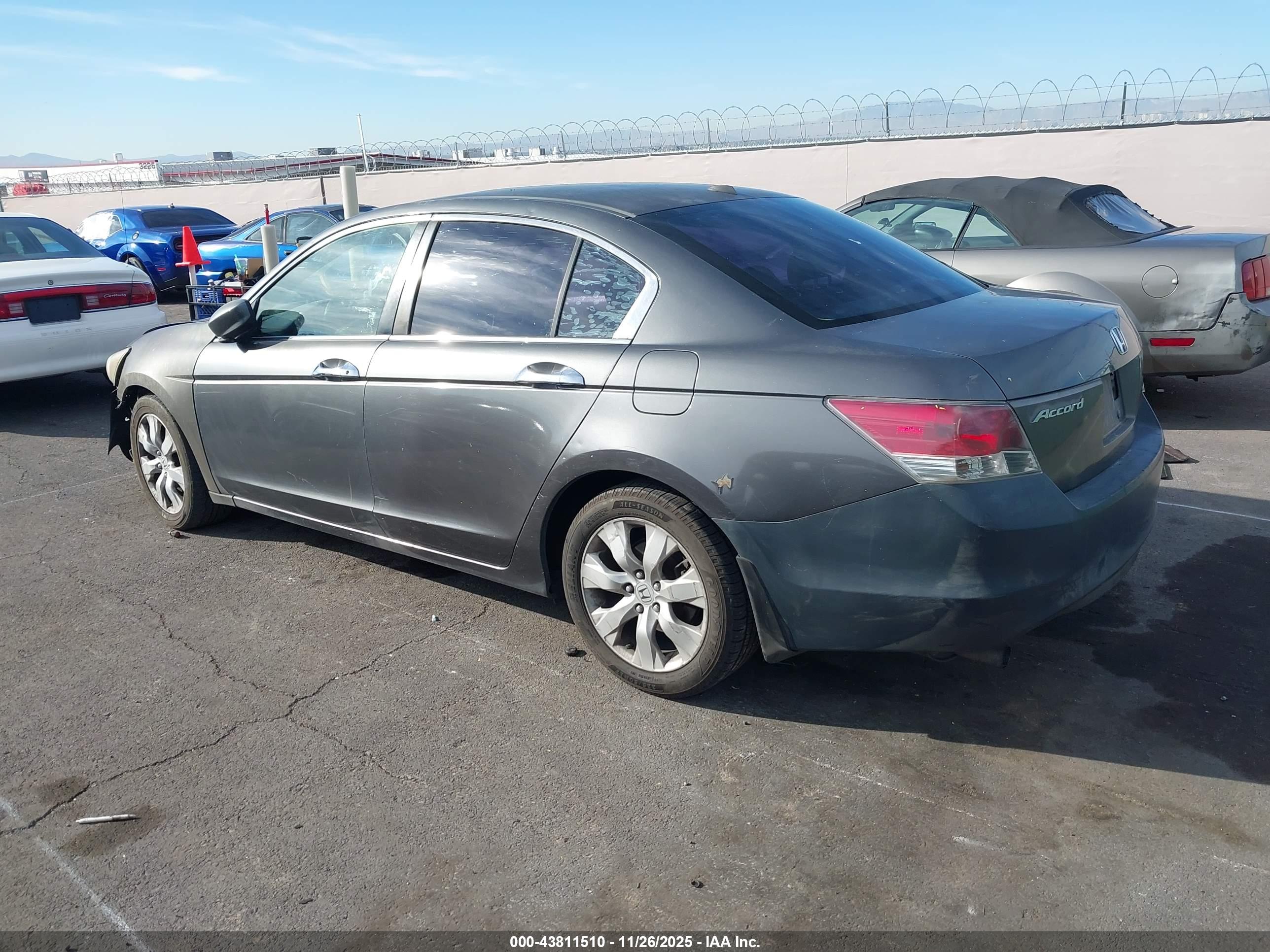 HONDA ACCORD image 3