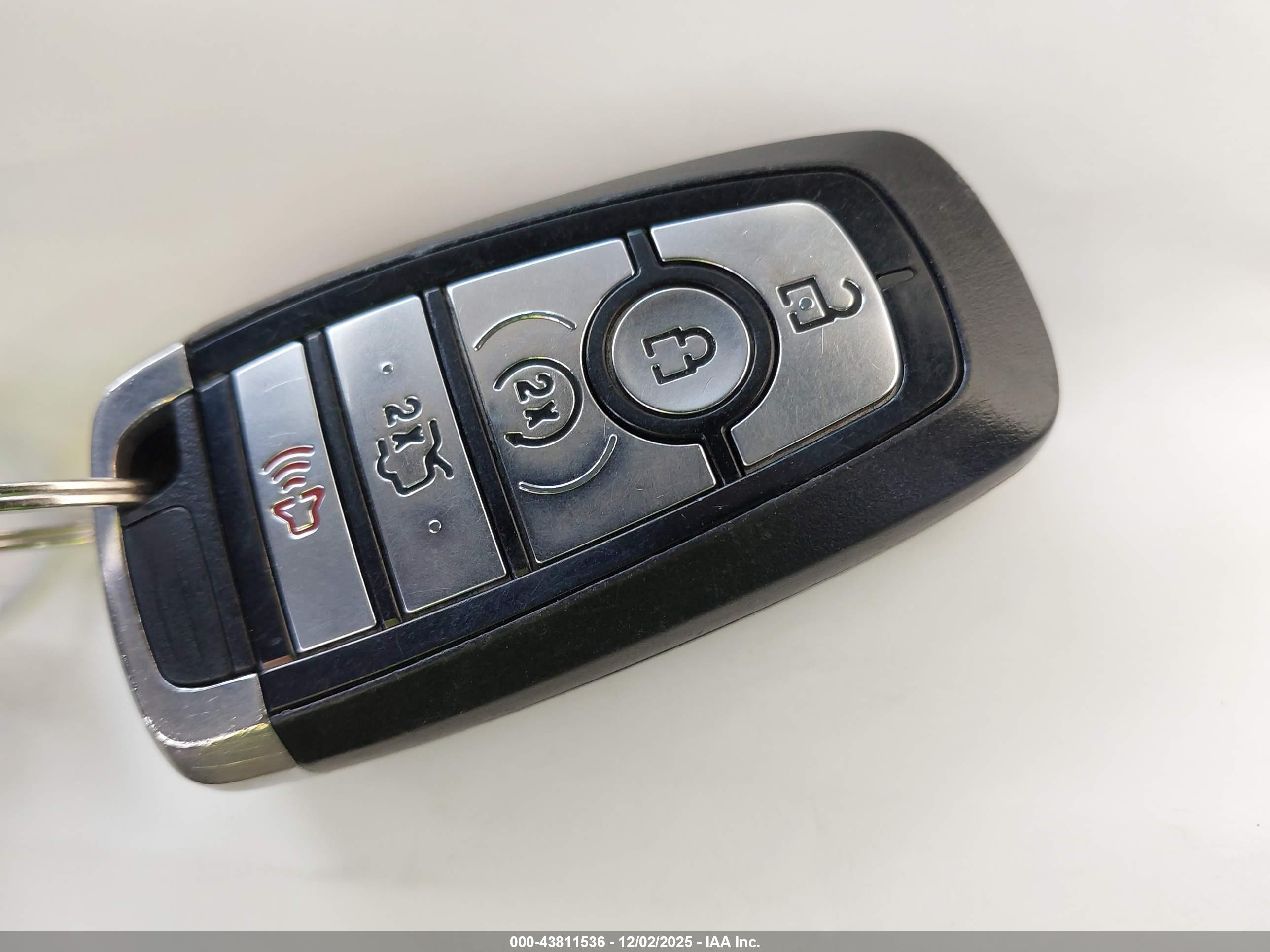 FORD EDGE image 11