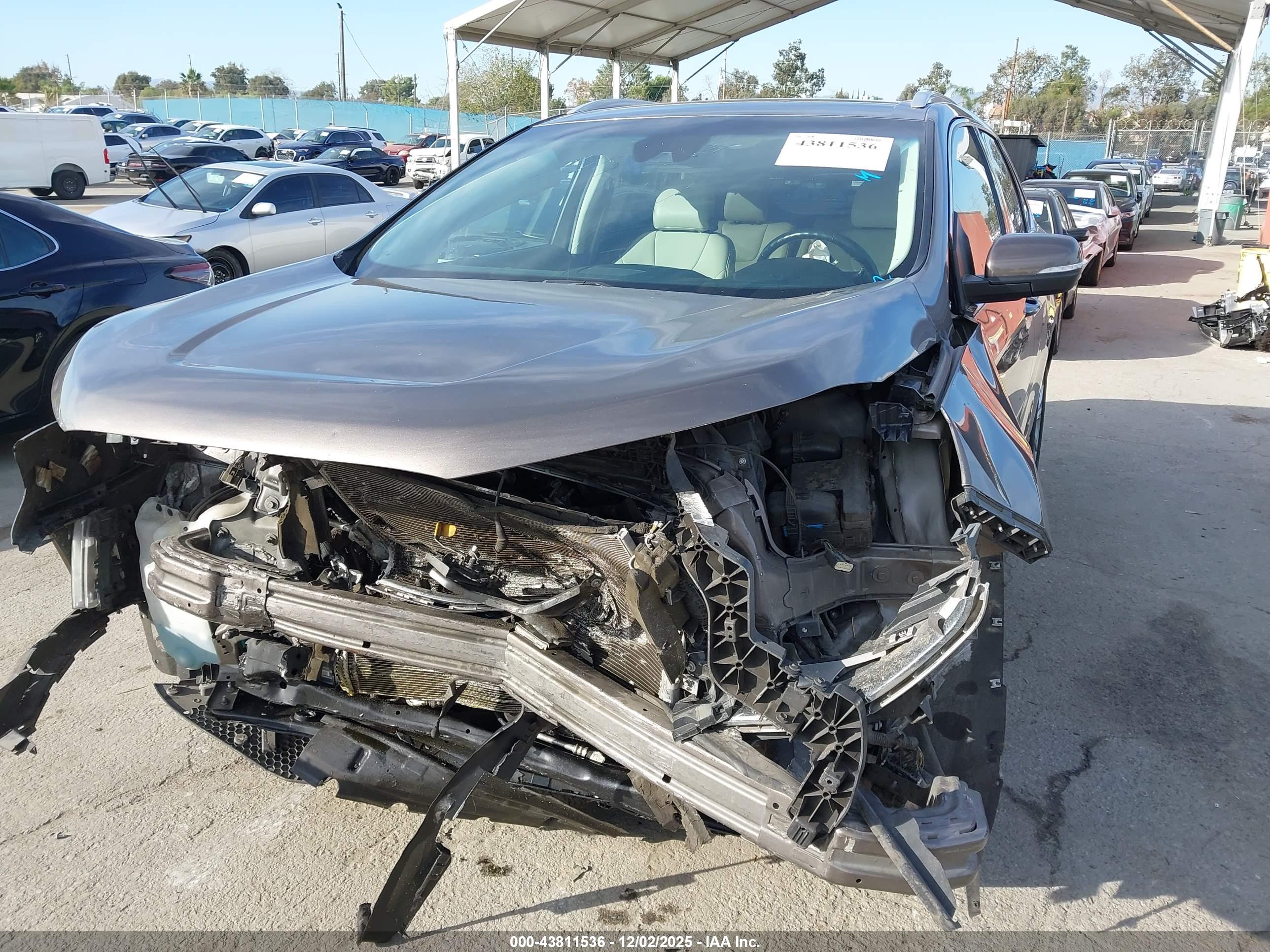 FORD EDGE image 6