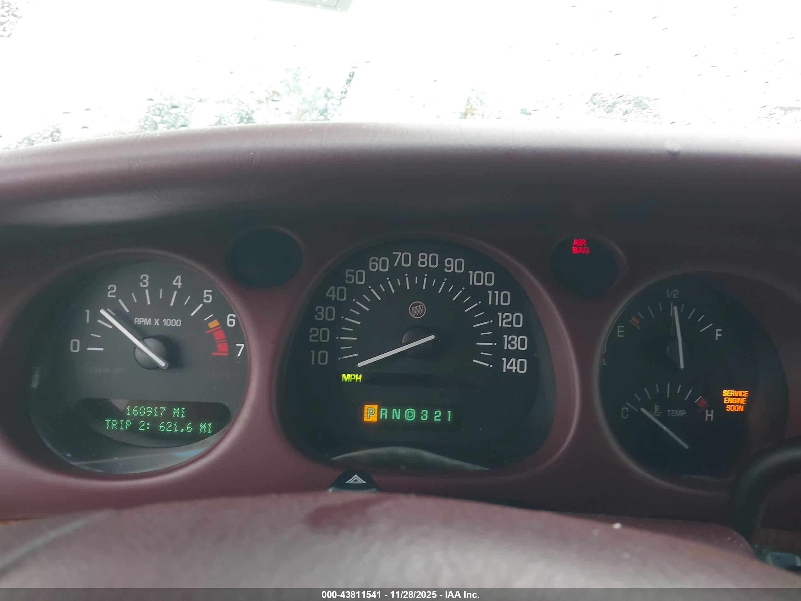 BUICK LESABRE image 7
