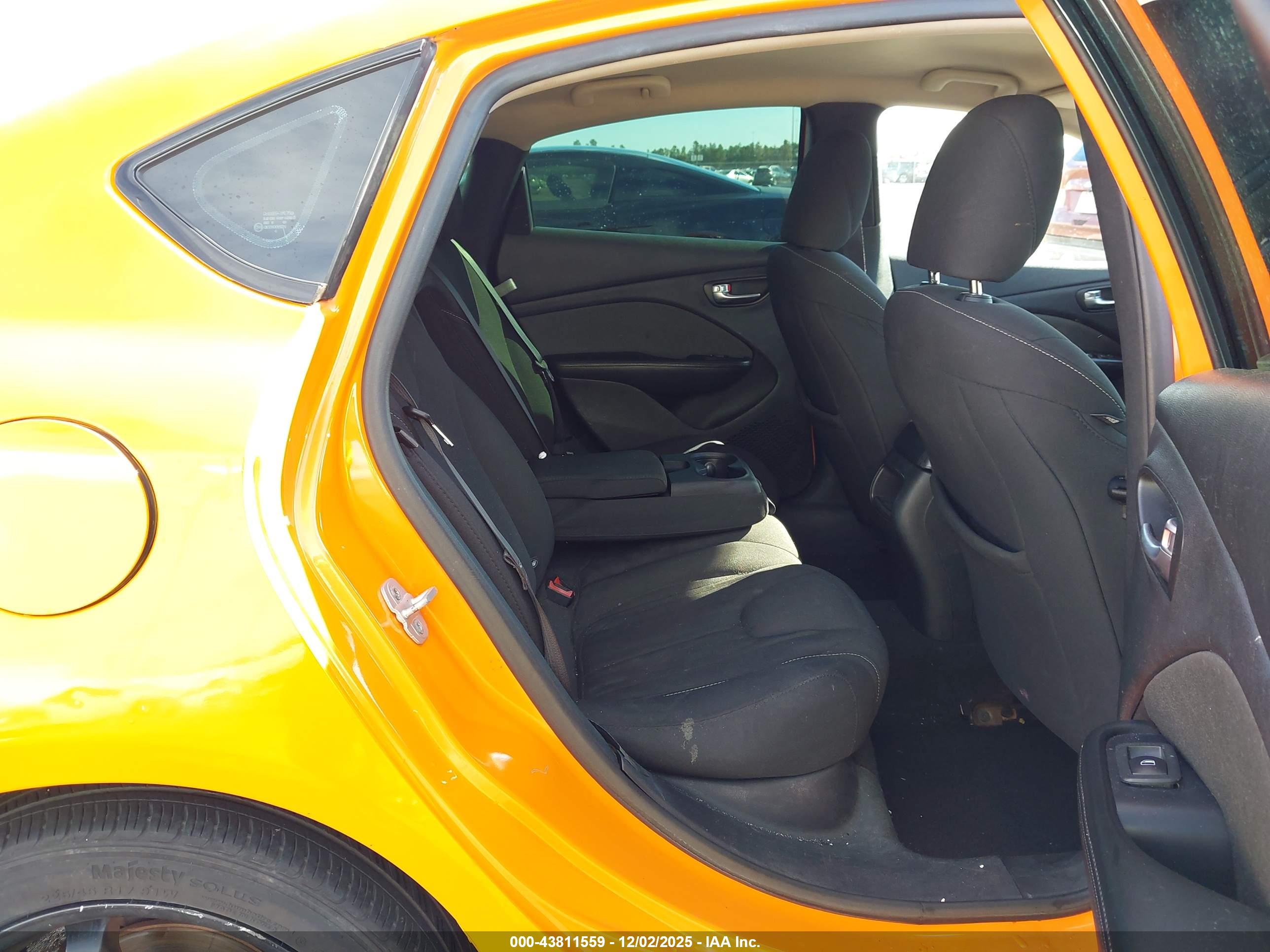DODGE DART image 8