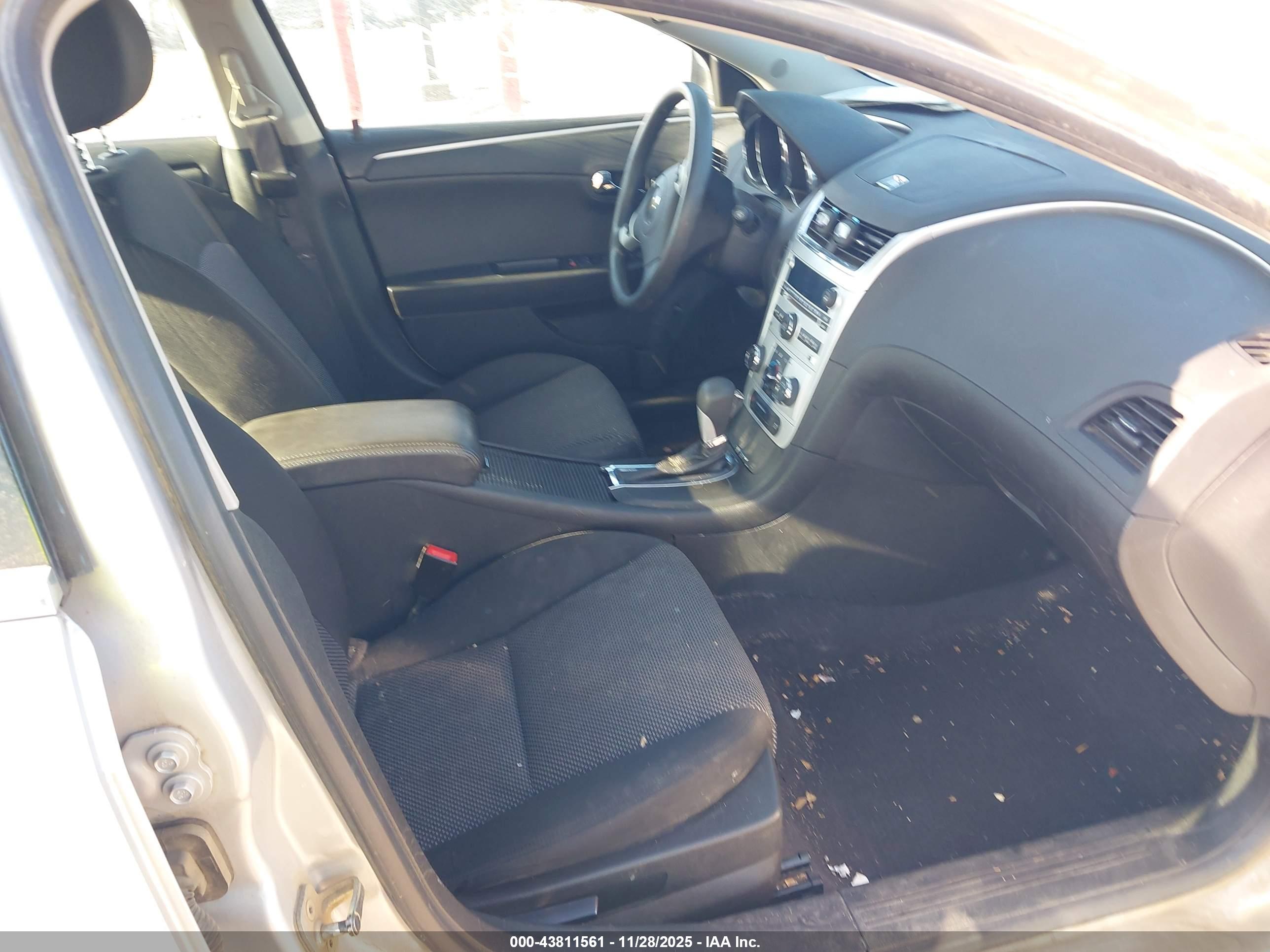 CHEVROLET MALIBU image 5
