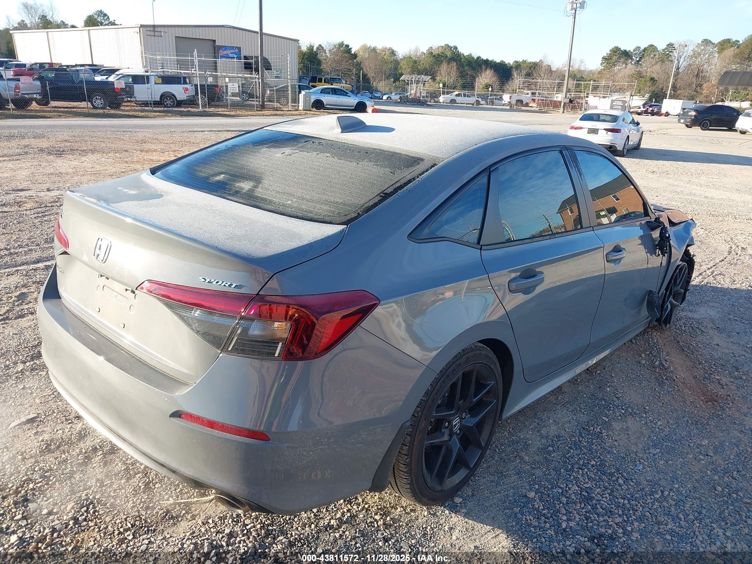 HONDA CIVIC image 4