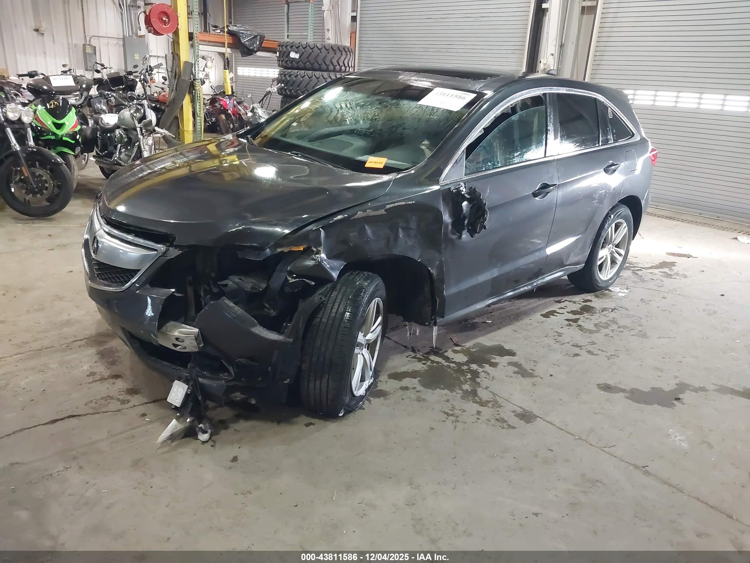 ACURA RDX image 2