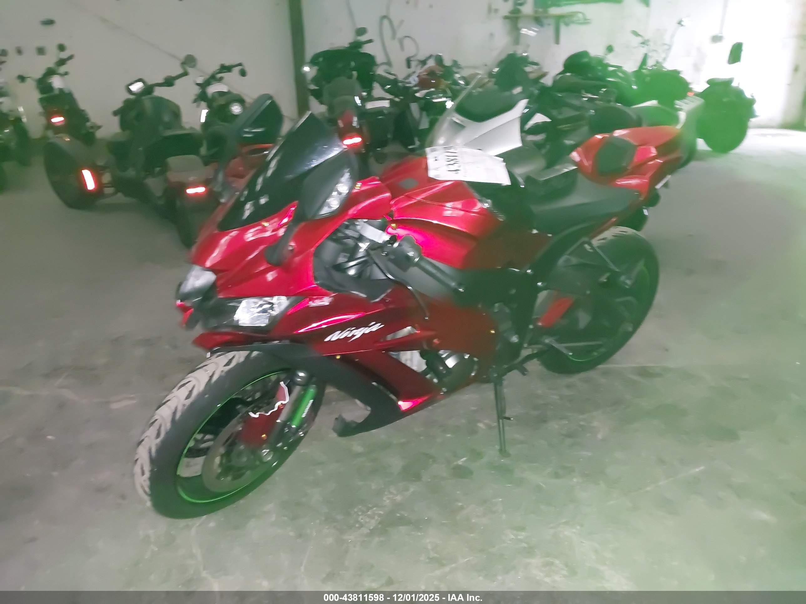 KAWASAKI ZX1000 image 2