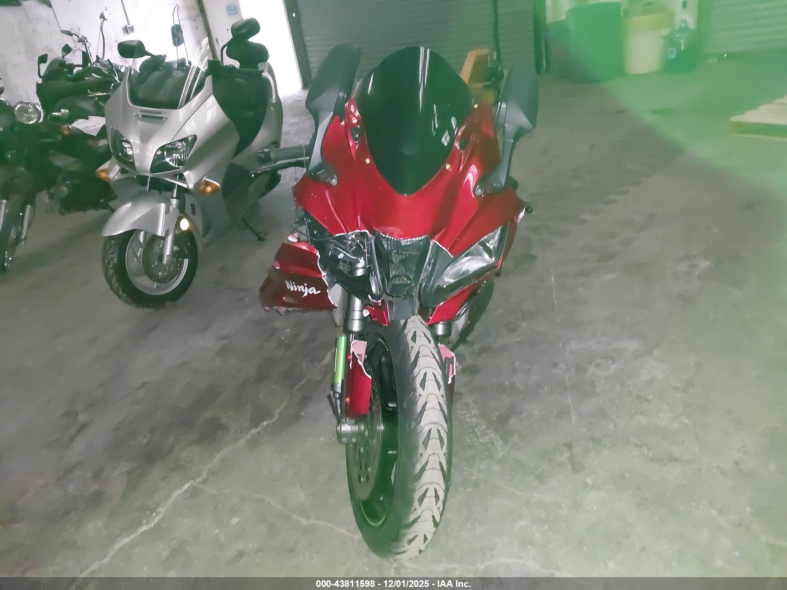 KAWASAKI ZX1000 image 5