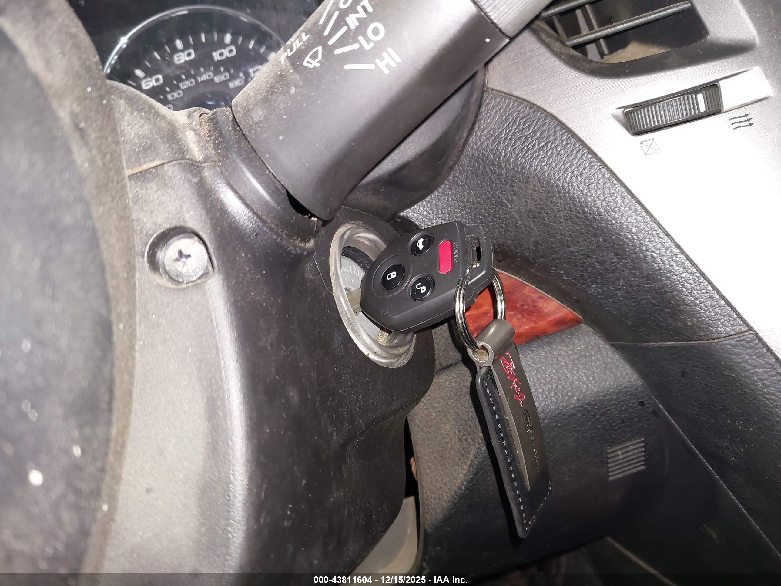 SUBARU OUTBACK image 11