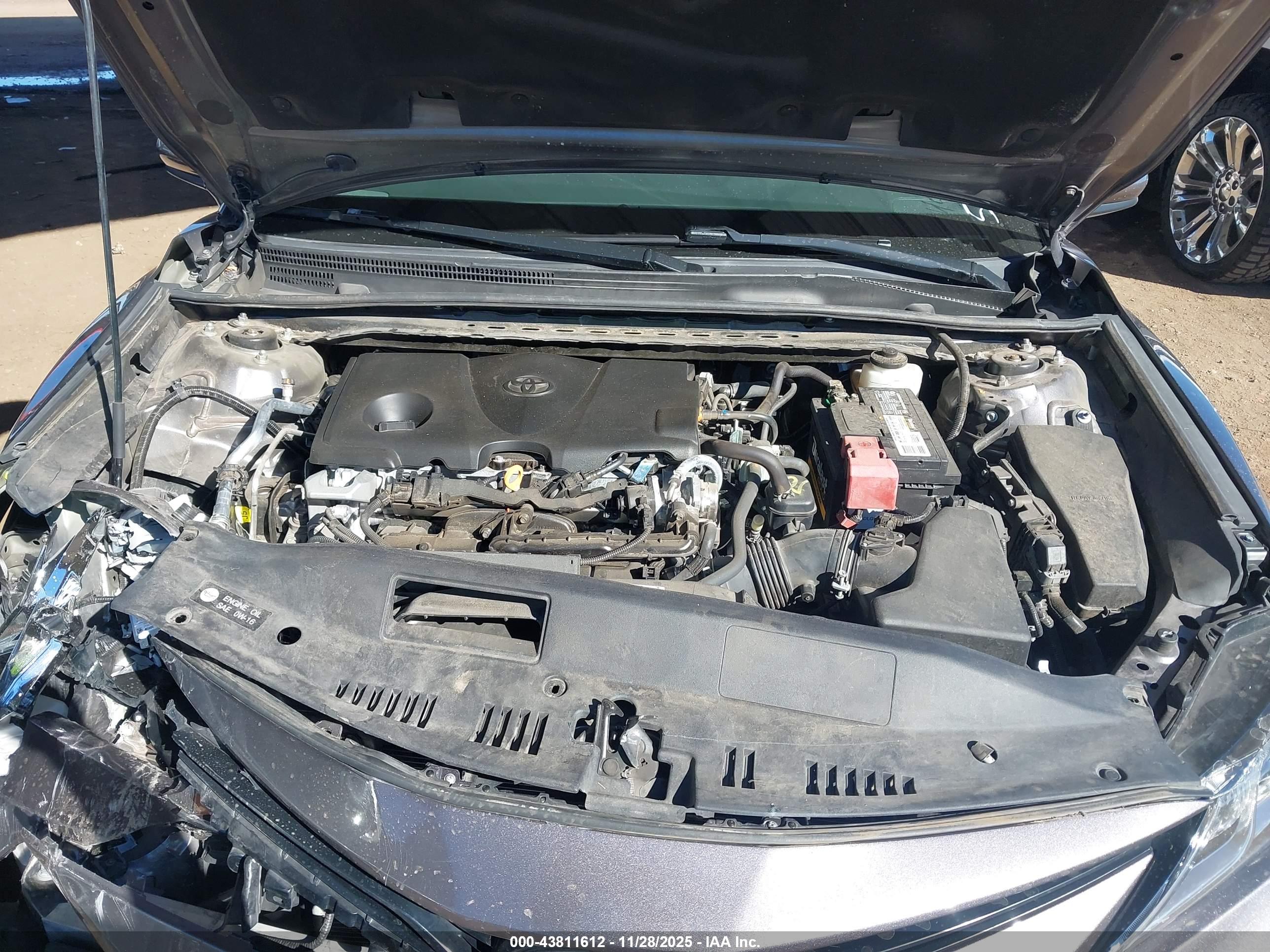 TOYOTA CAMRY image 10